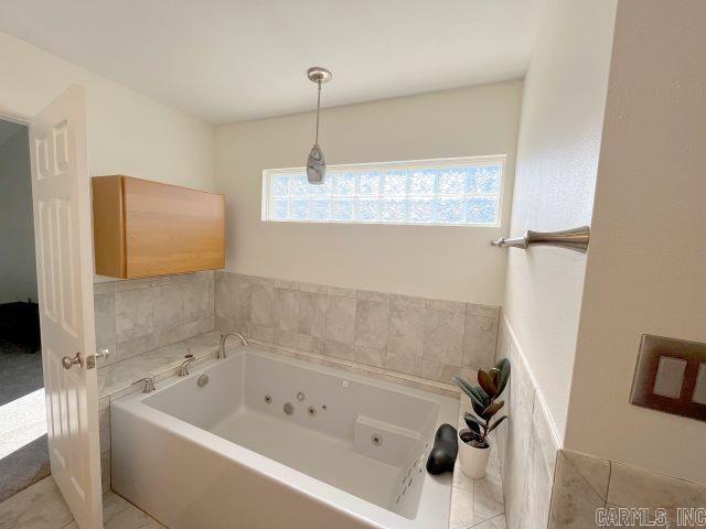 HOLIDAY ESTATES - Residential