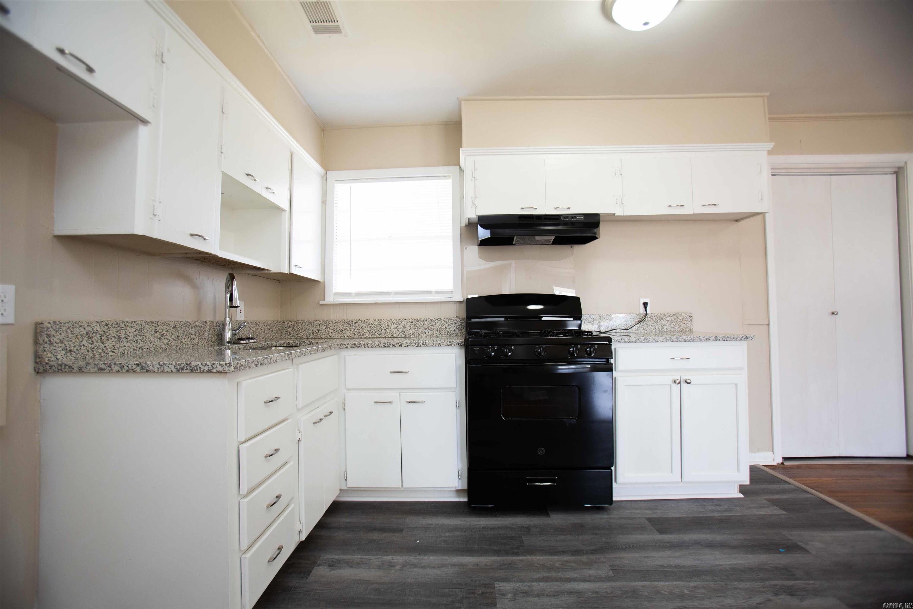 Meadow Park - Residential Lease