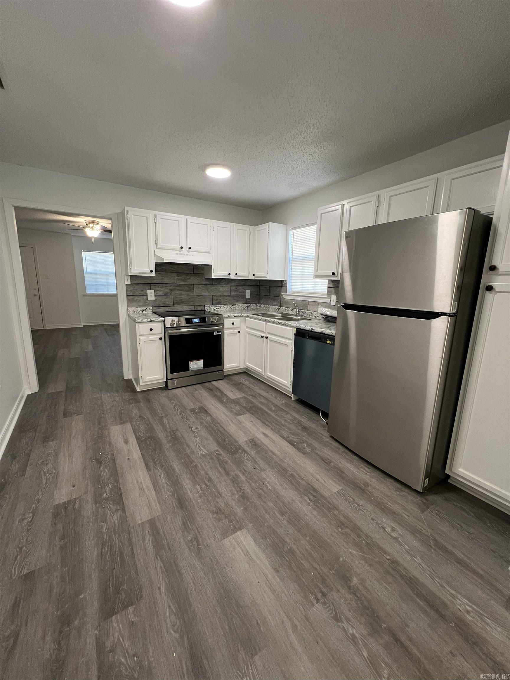 GENTRY PLACE - Residential