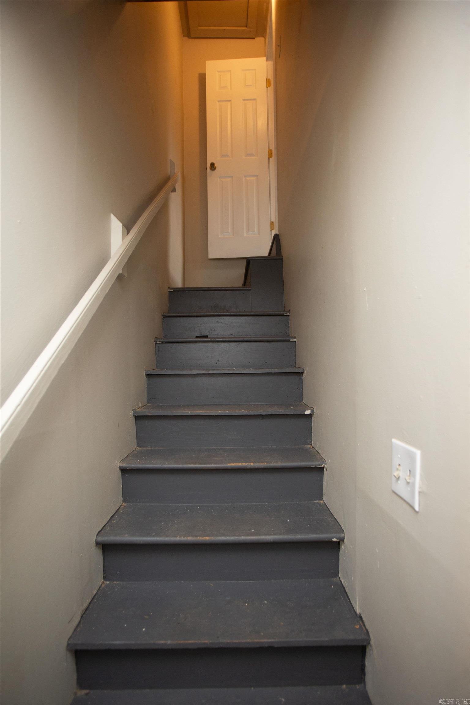 Queen Manor - Residential Lease