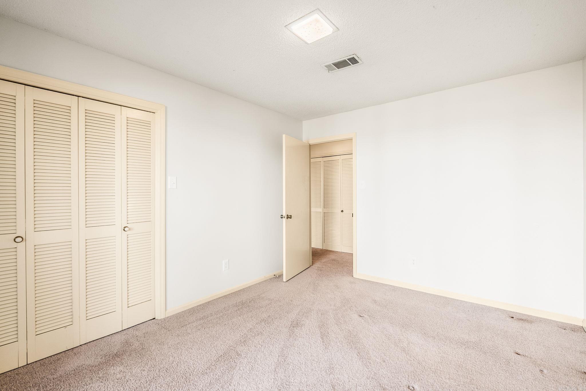 OVERLOOK PARK - Residential