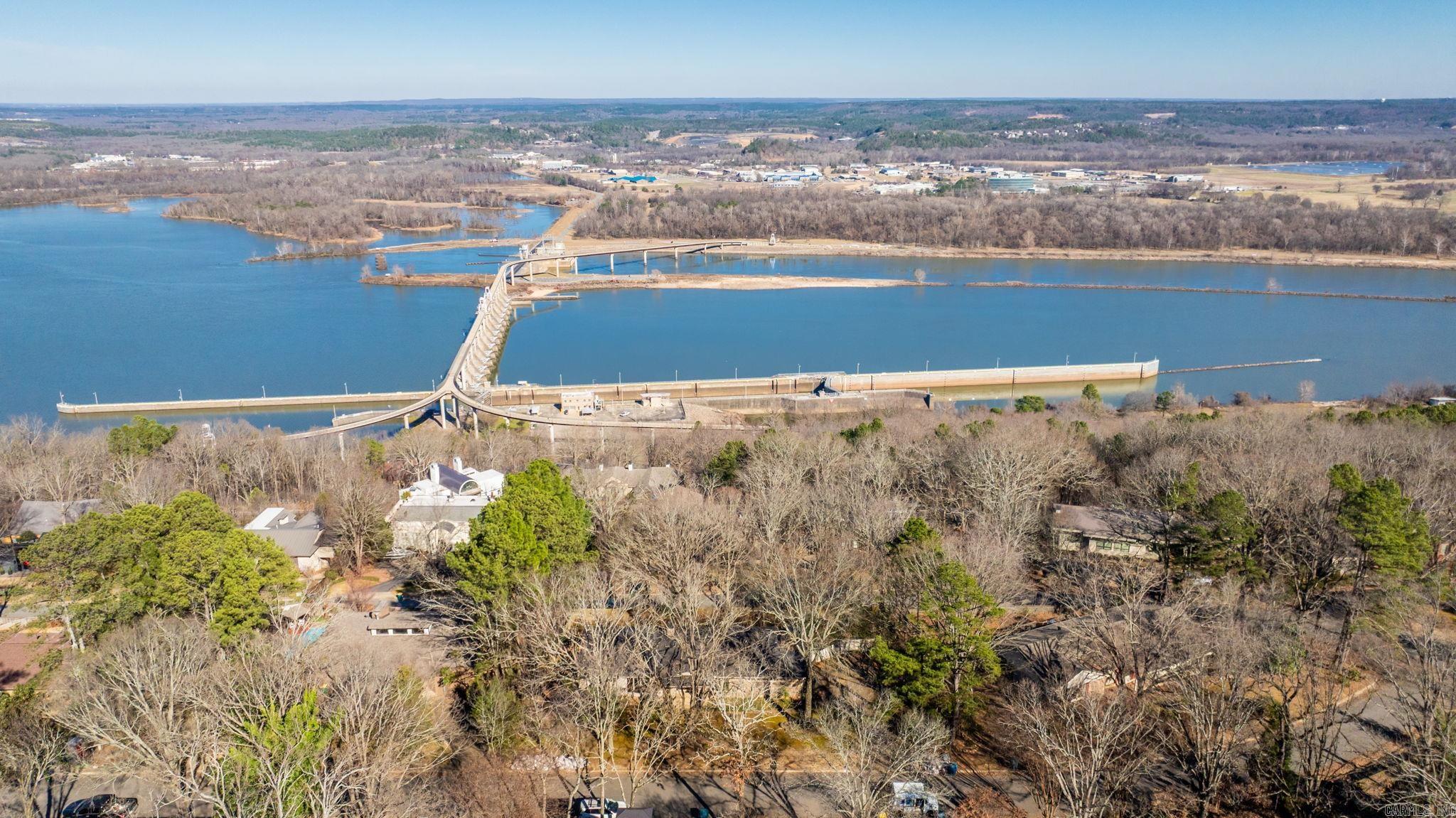 OVERLOOK PARK - Residential