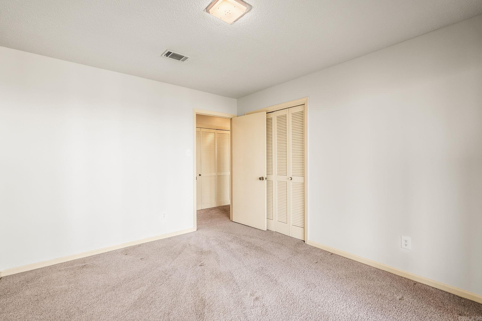 OVERLOOK PARK - Residential