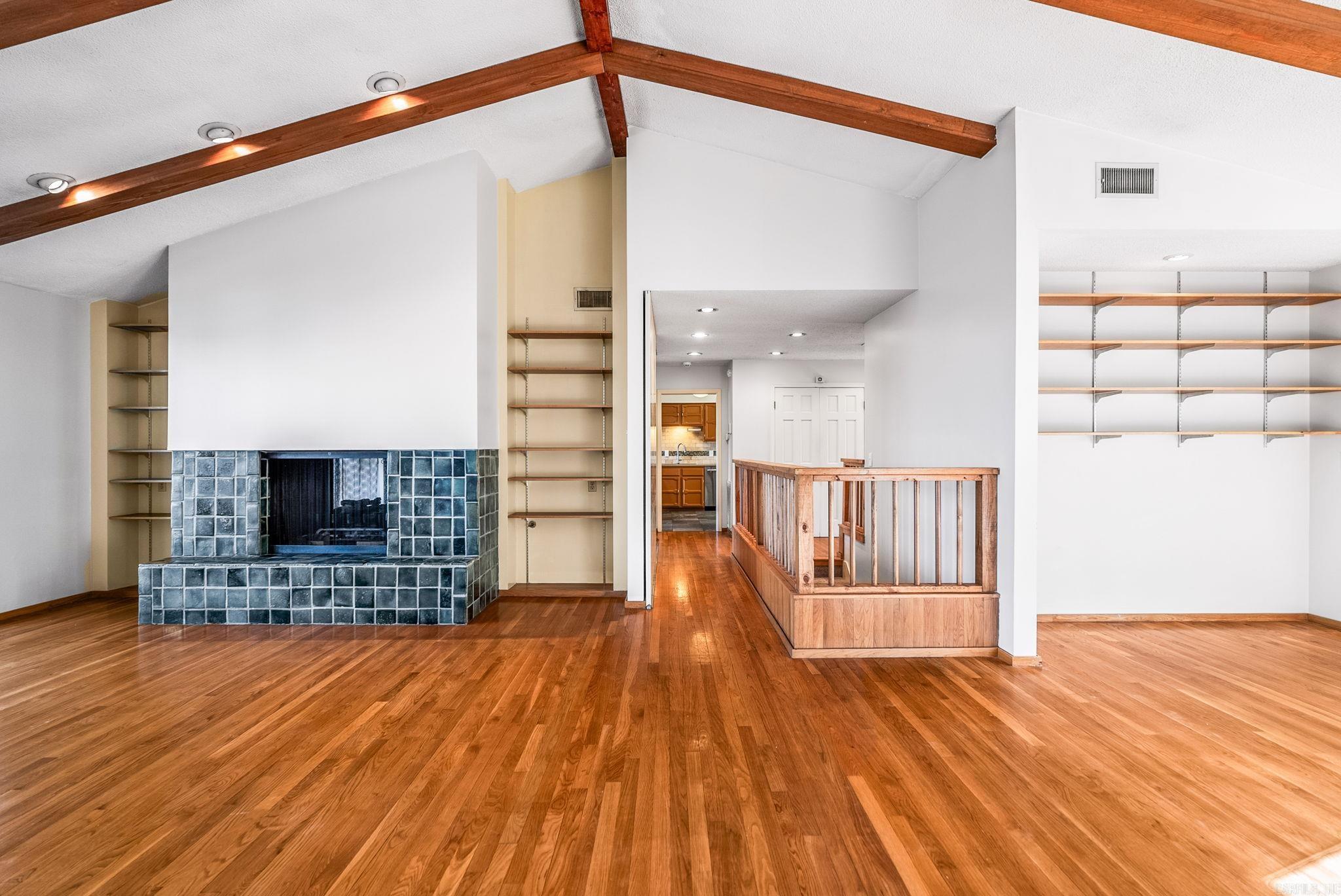 OVERLOOK PARK - Residential