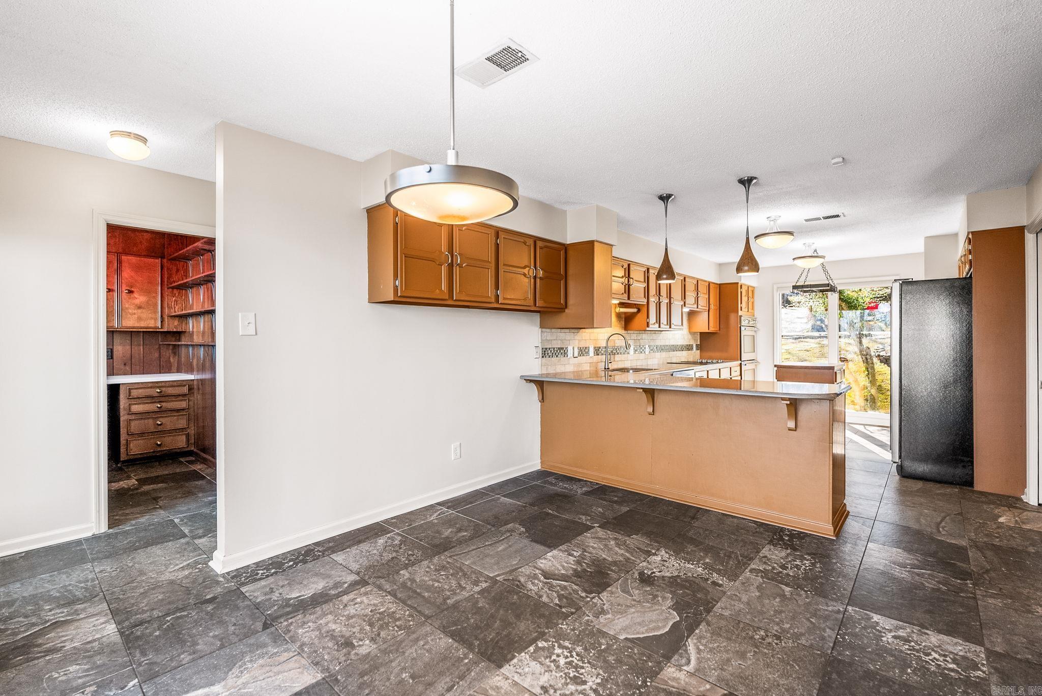 OVERLOOK PARK - Residential