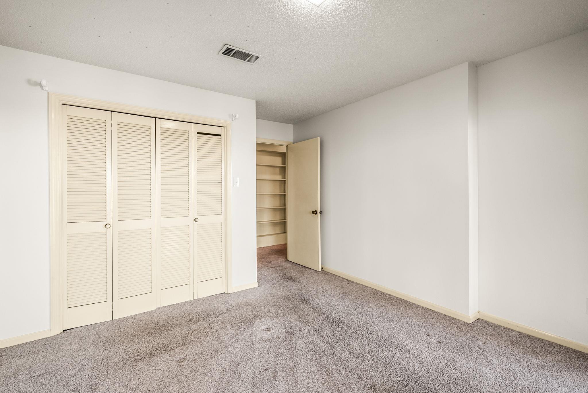 OVERLOOK PARK - Residential