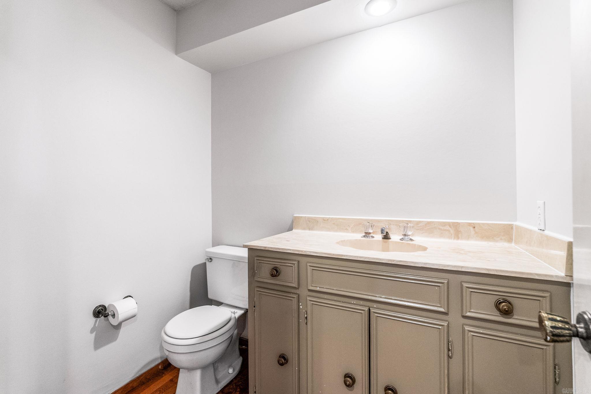 OVERLOOK PARK - Residential