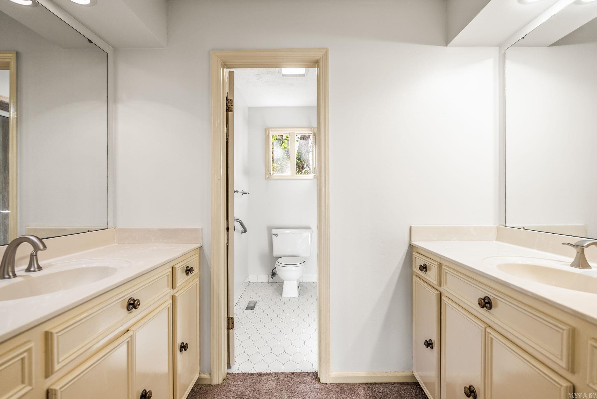 OVERLOOK PARK - Residential