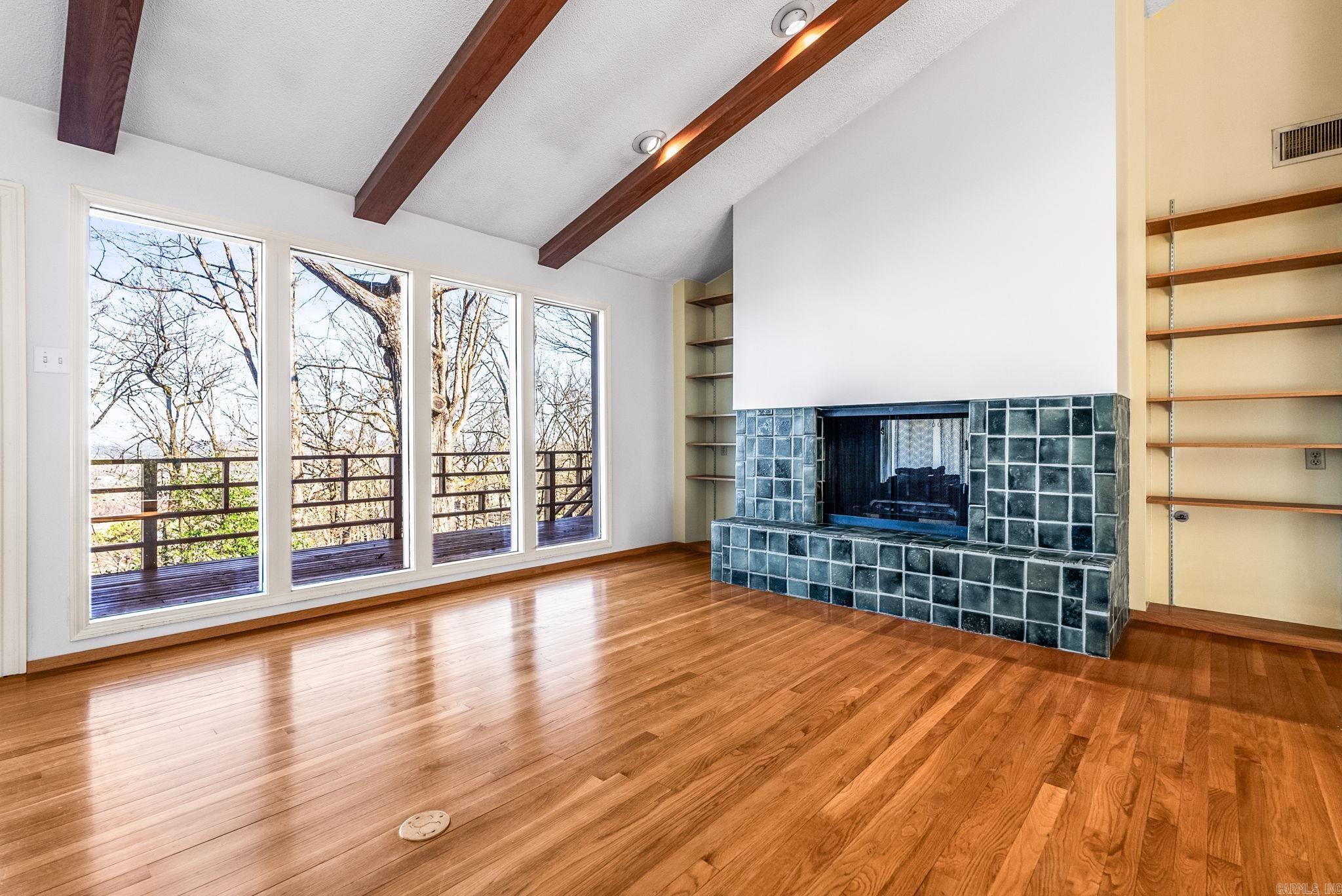 OVERLOOK PARK - Residential