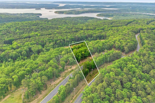 131 OSAGE POINT DR, FAIRFIELD BAY, AR 72088 - Image 7edf3dc3ac135629fe3bc514b85b85eb/2374697203