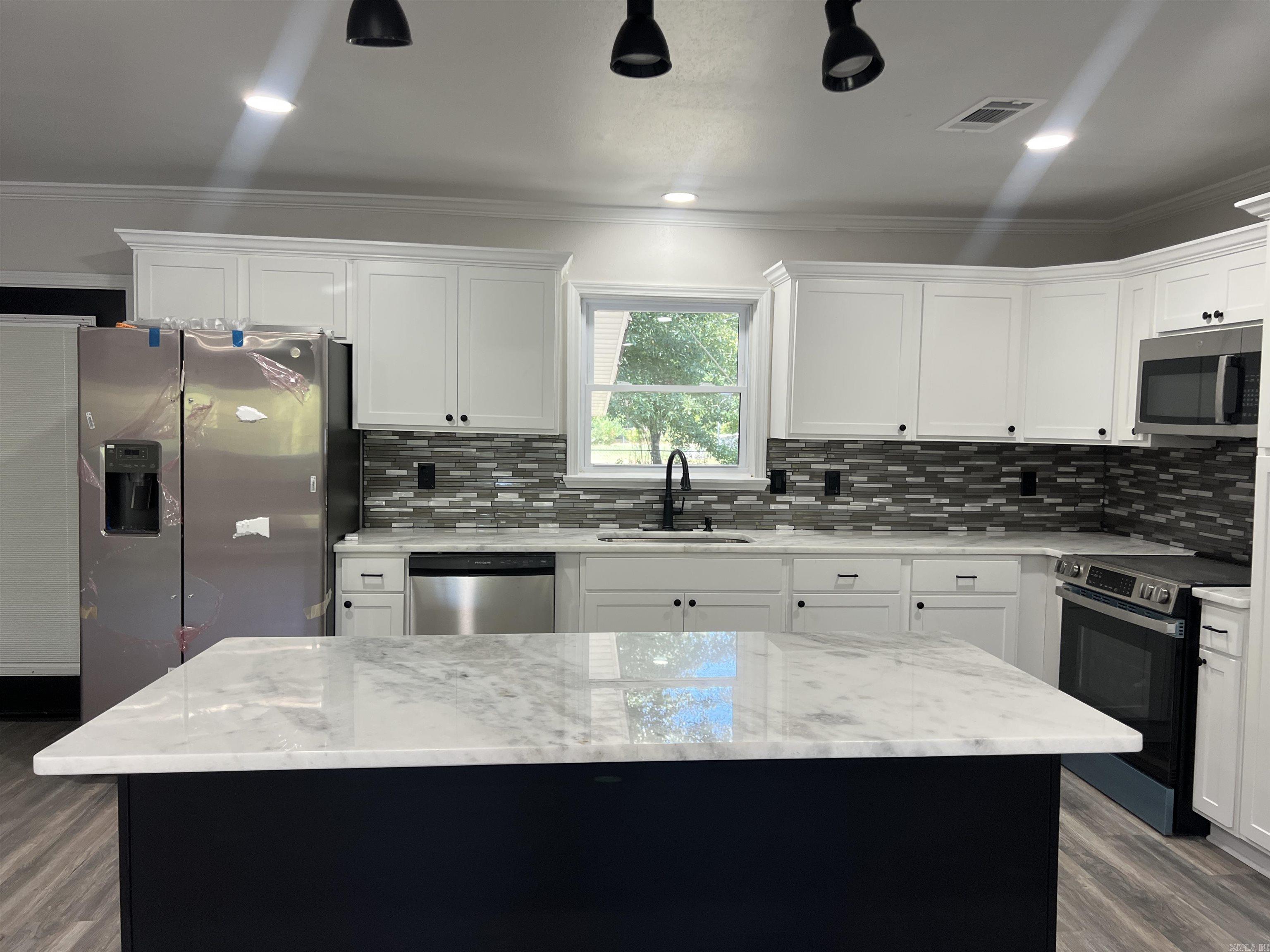 Brentwood - Residential