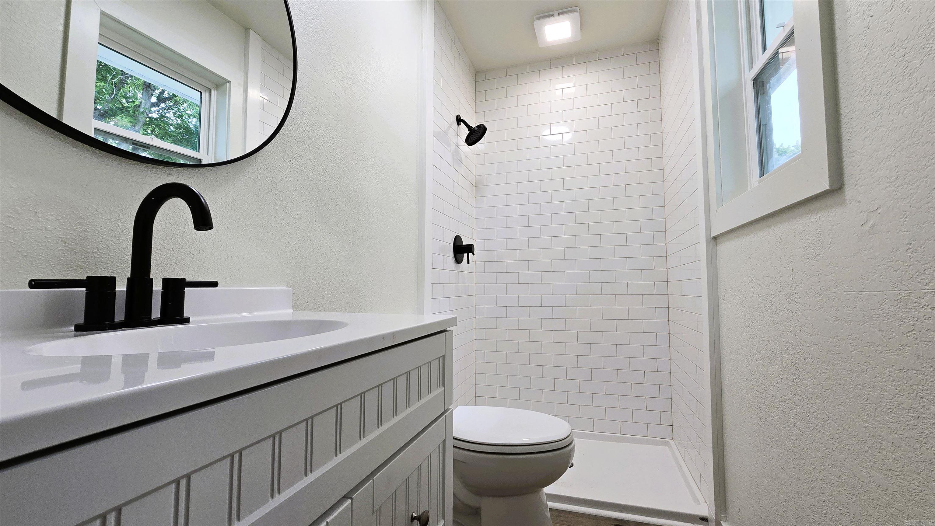 BREEZE HILLS - Residential