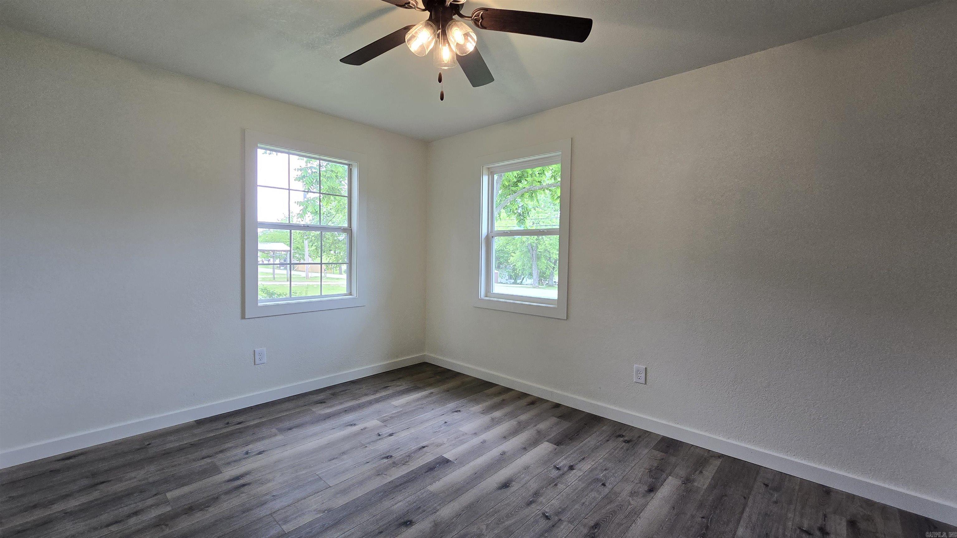 BREEZE HILLS - Residential