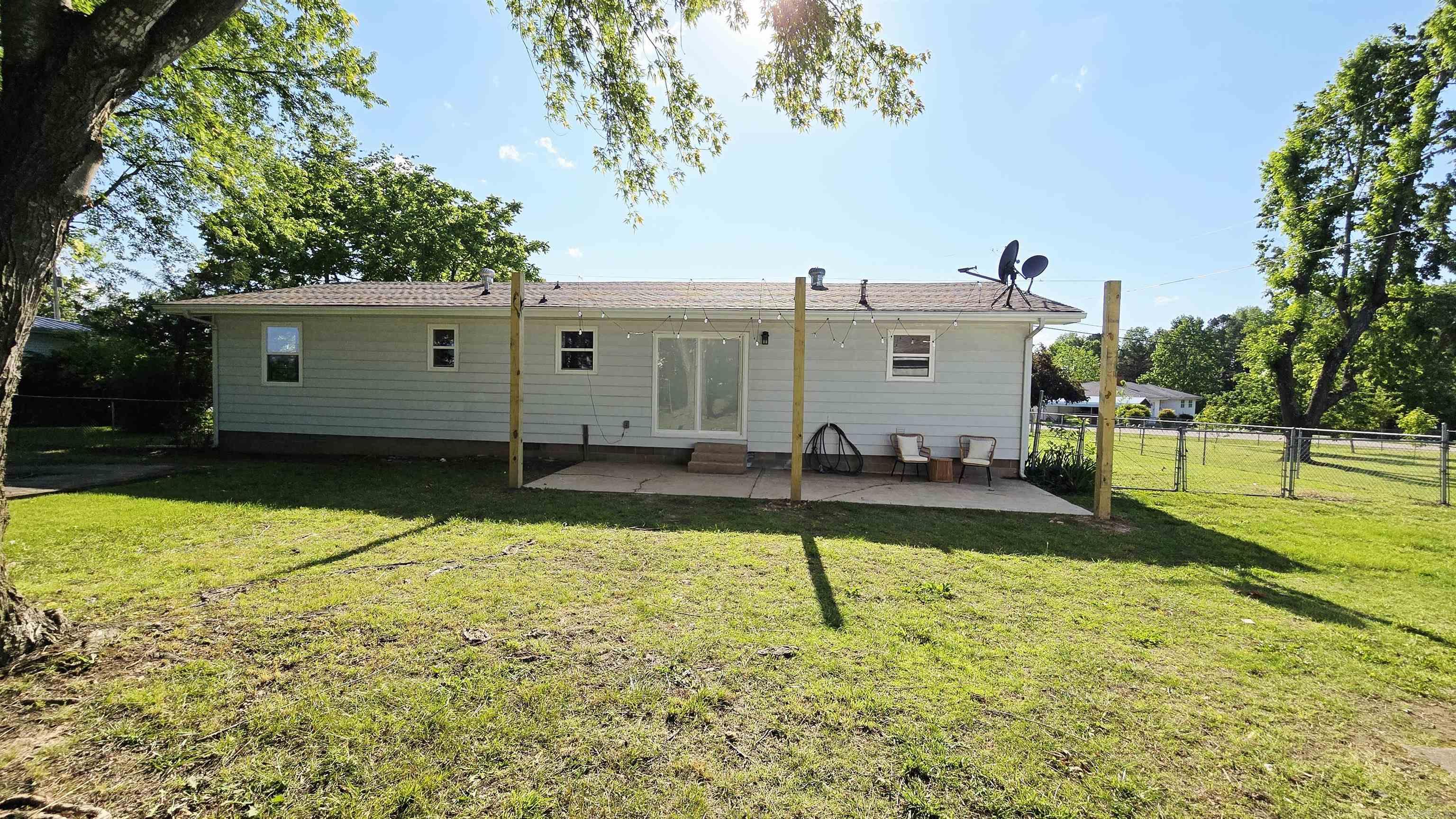 BREEZE HILLS - Residential