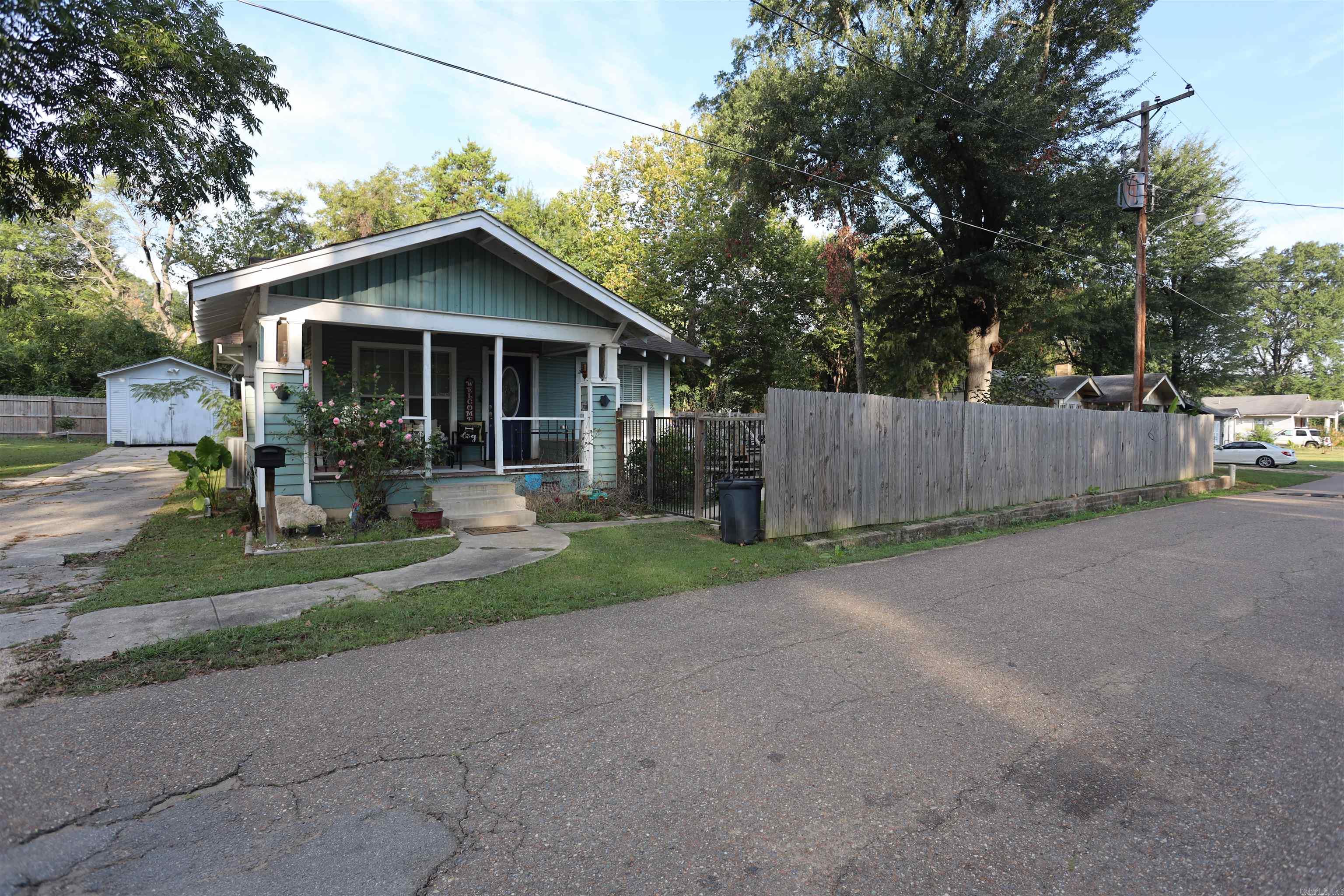 Original Town of Warren - Residential