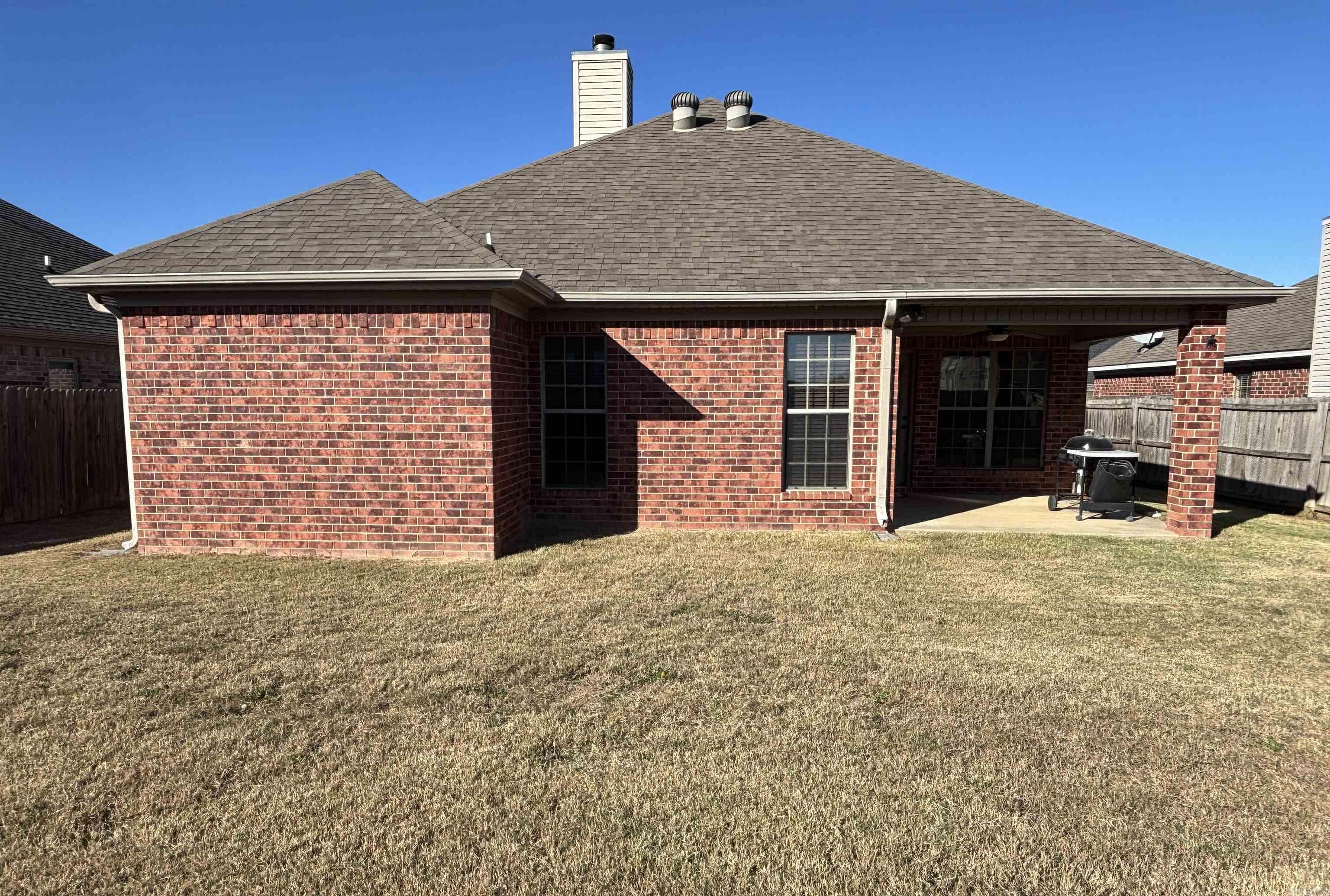 COUNTRY CLUB OF ARK THE - Residential