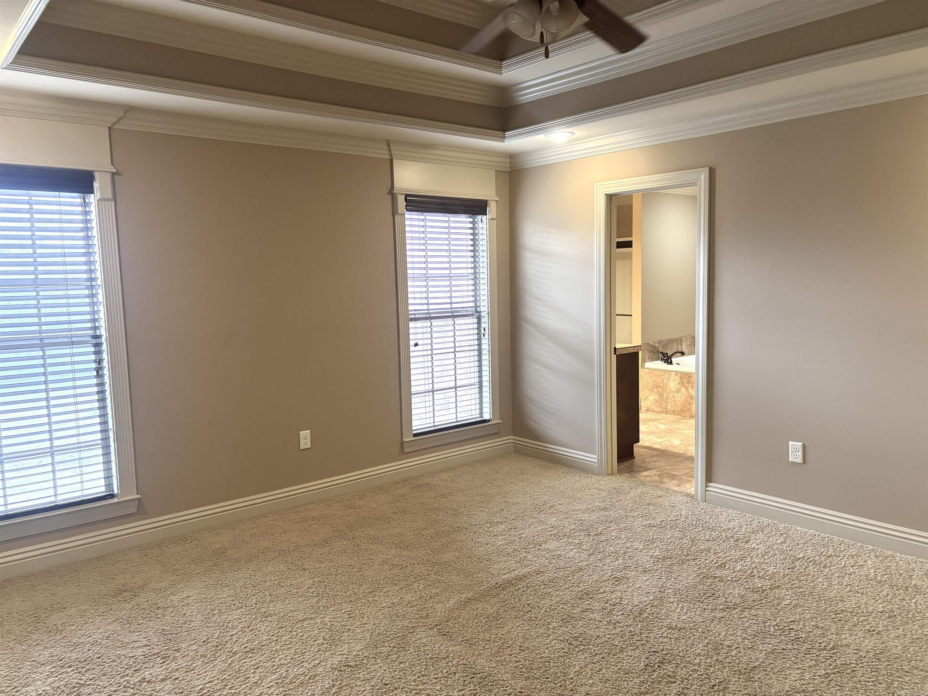 COUNTRY CLUB OF ARK THE - Residential