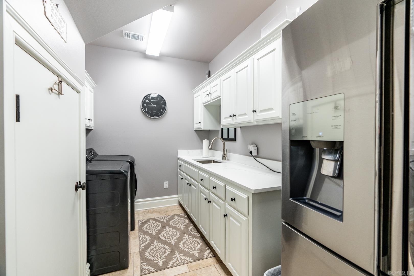 CRESTHAVEN - Residential