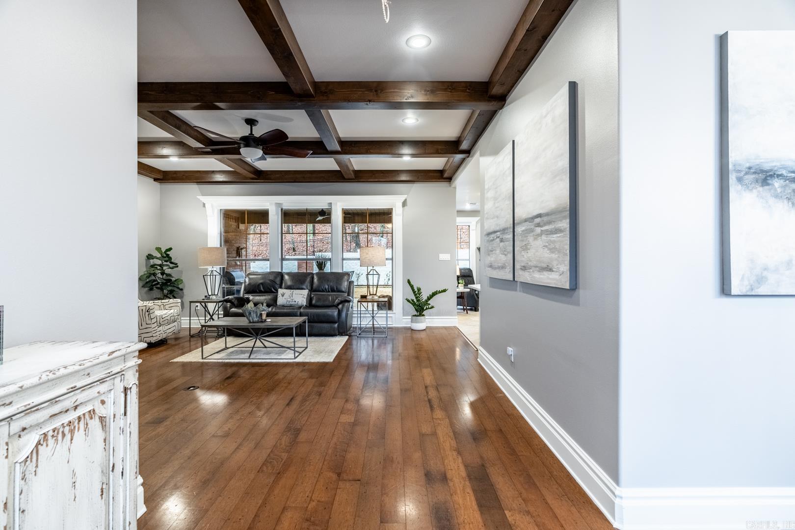 CRESTHAVEN - Residential