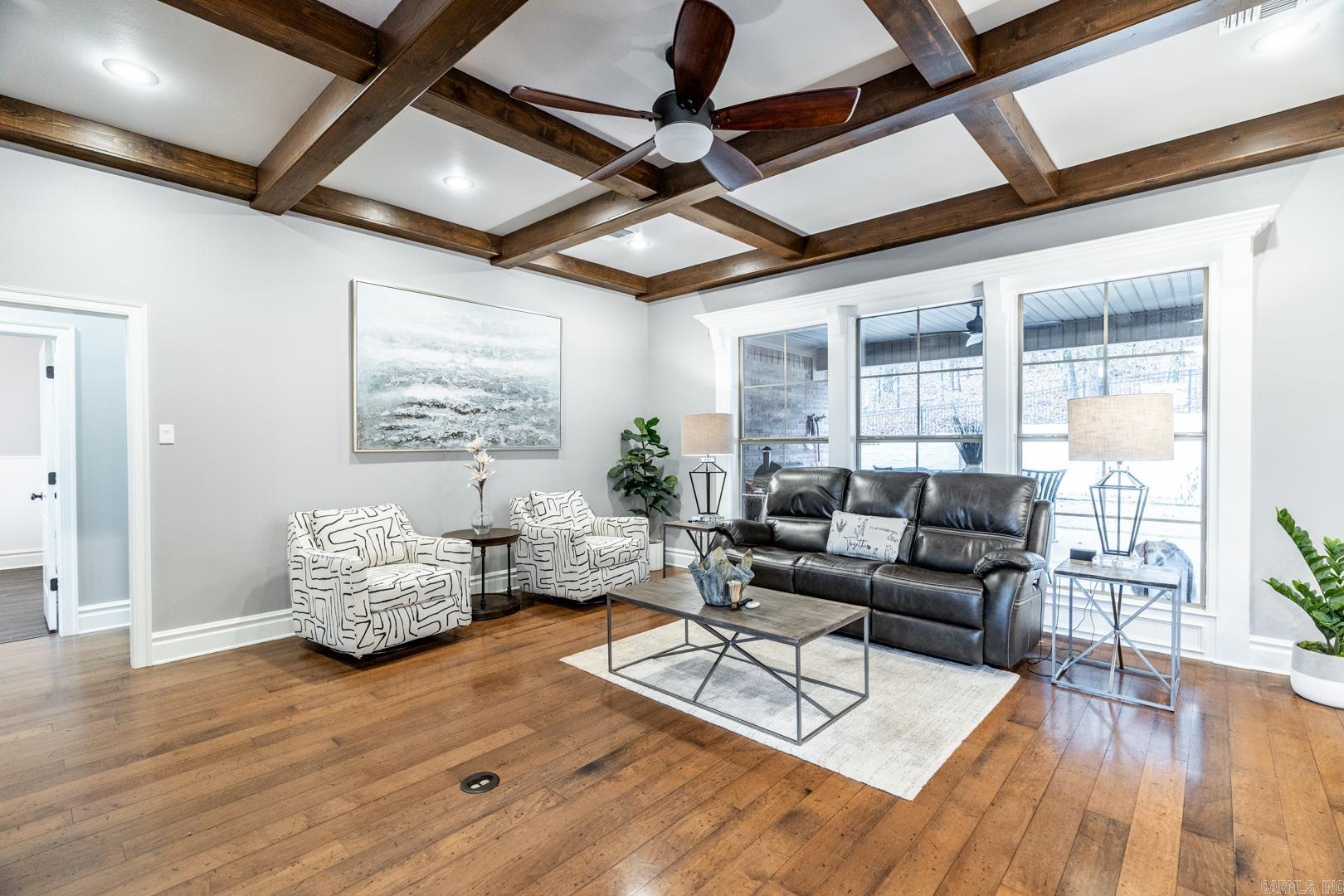 CRESTHAVEN - Residential