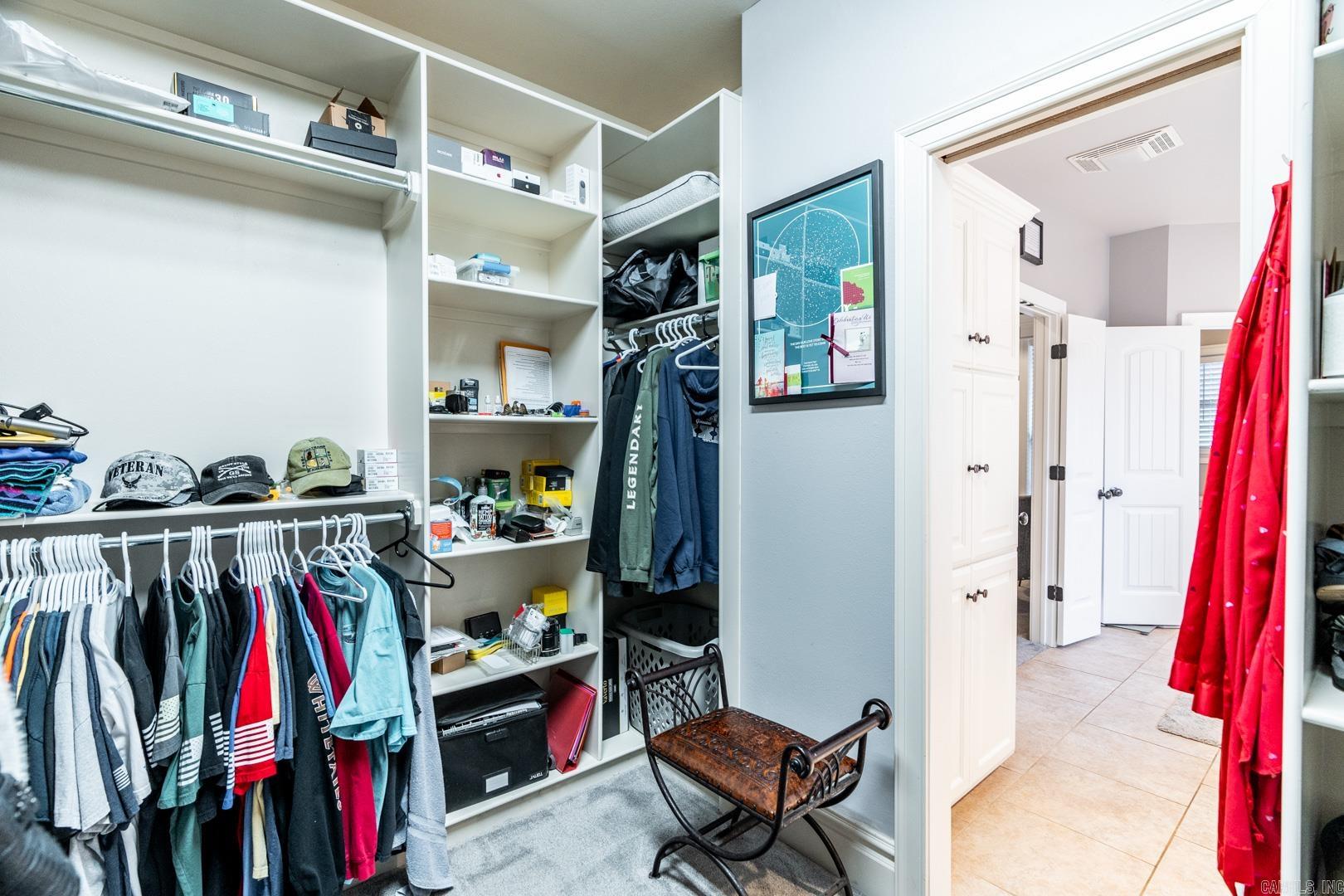 CRESTHAVEN - Residential