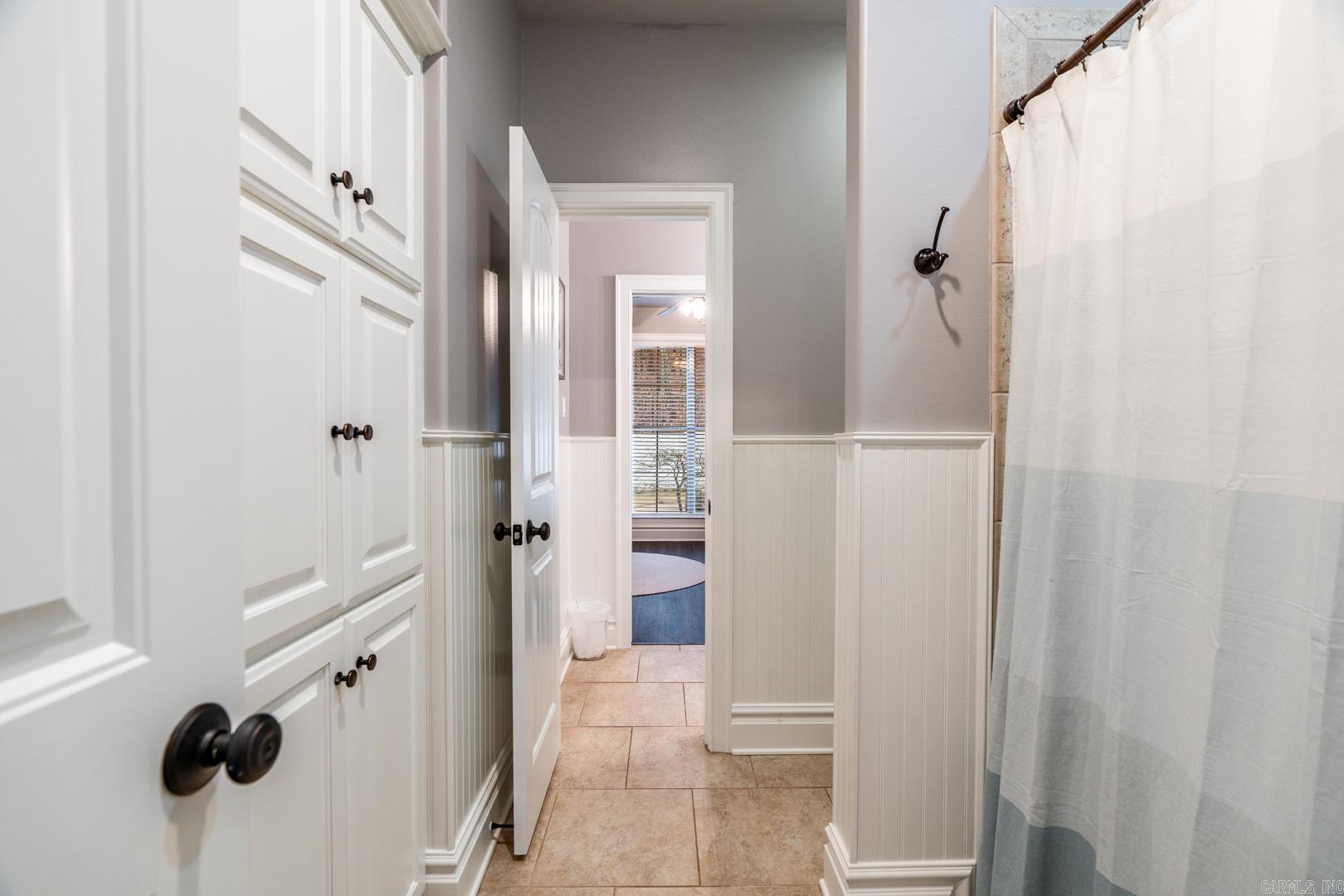 CRESTHAVEN - Residential