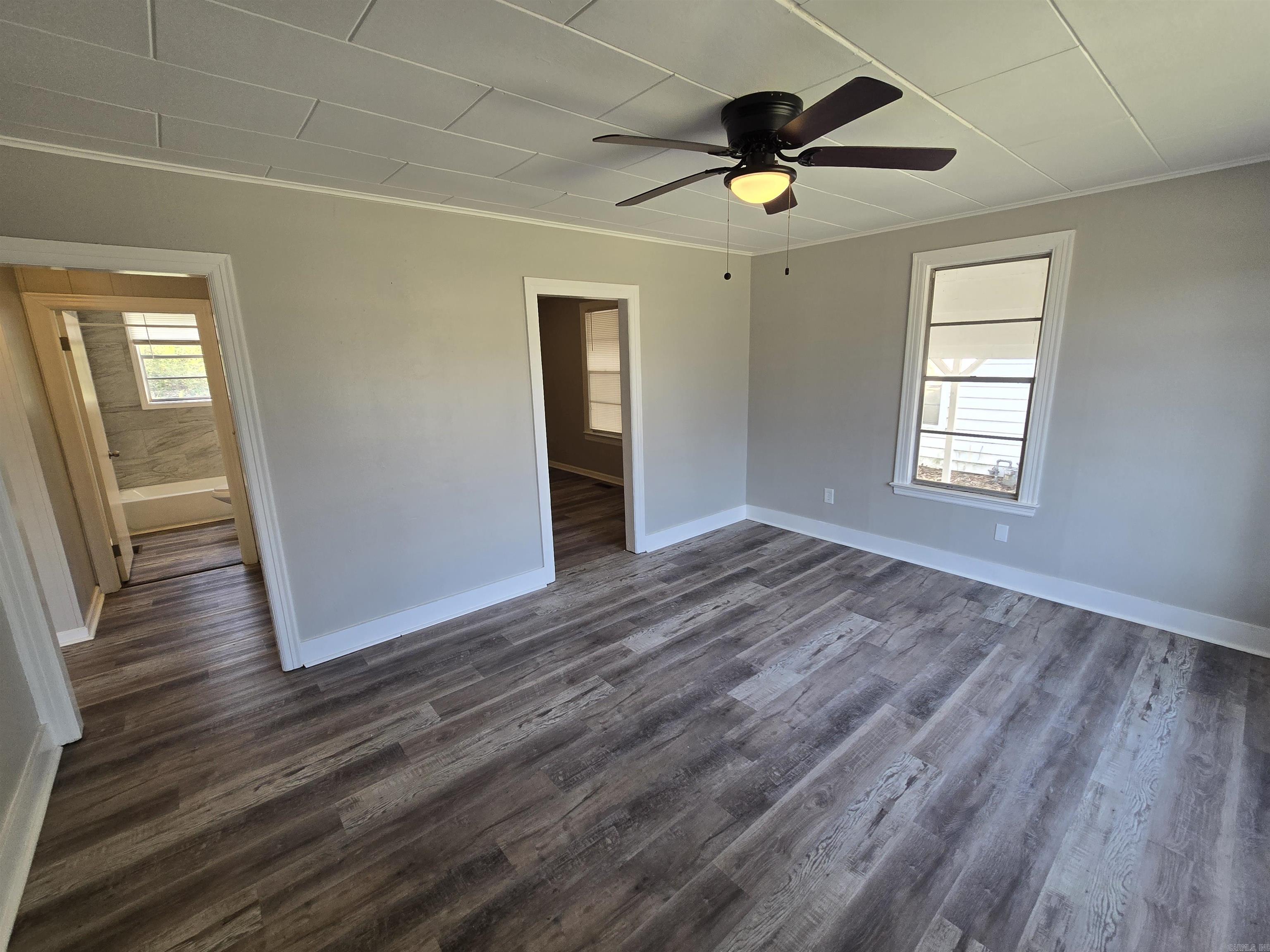 HILLSIDE - Residential