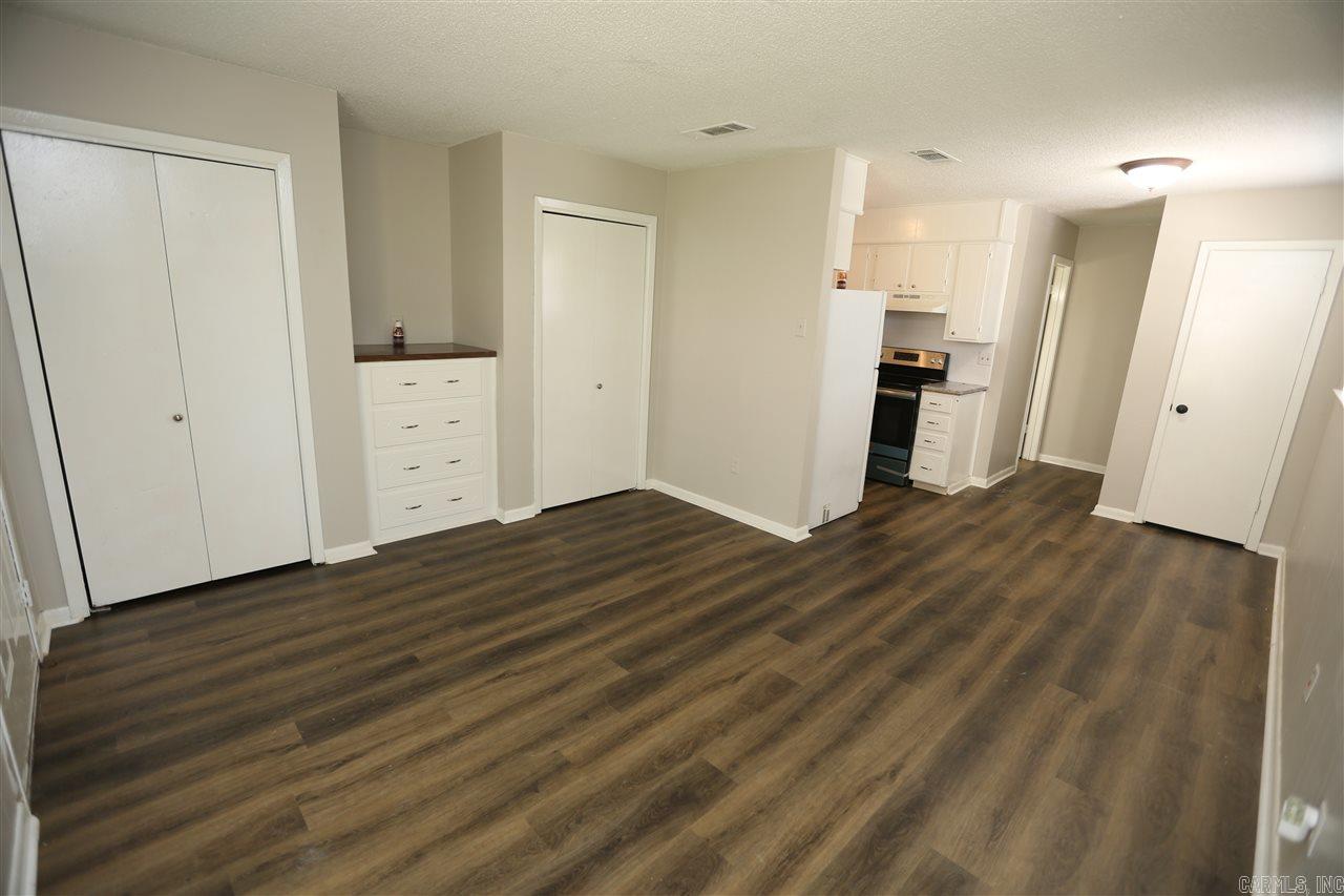 Hill Crest - Residential Lease