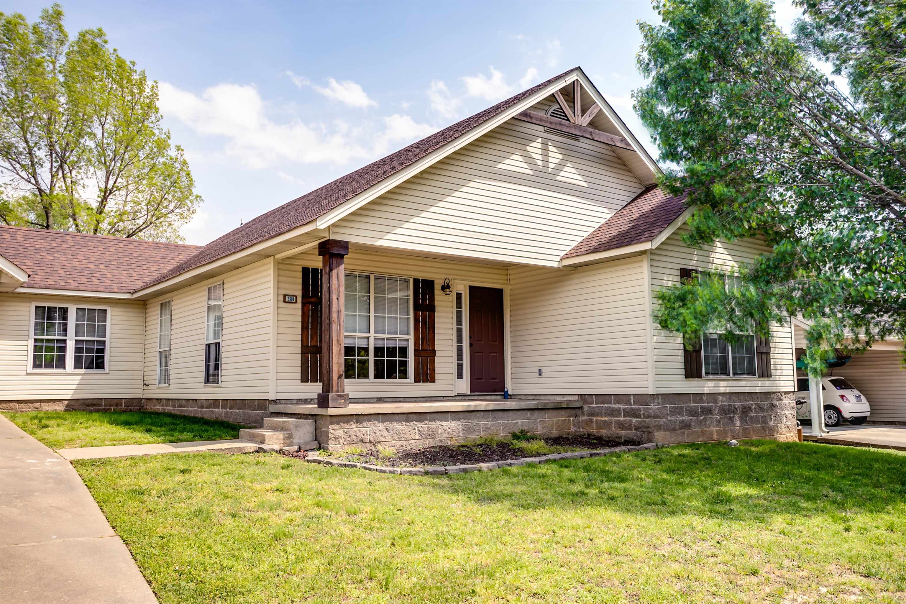 DEERBORN HILLS - Residential