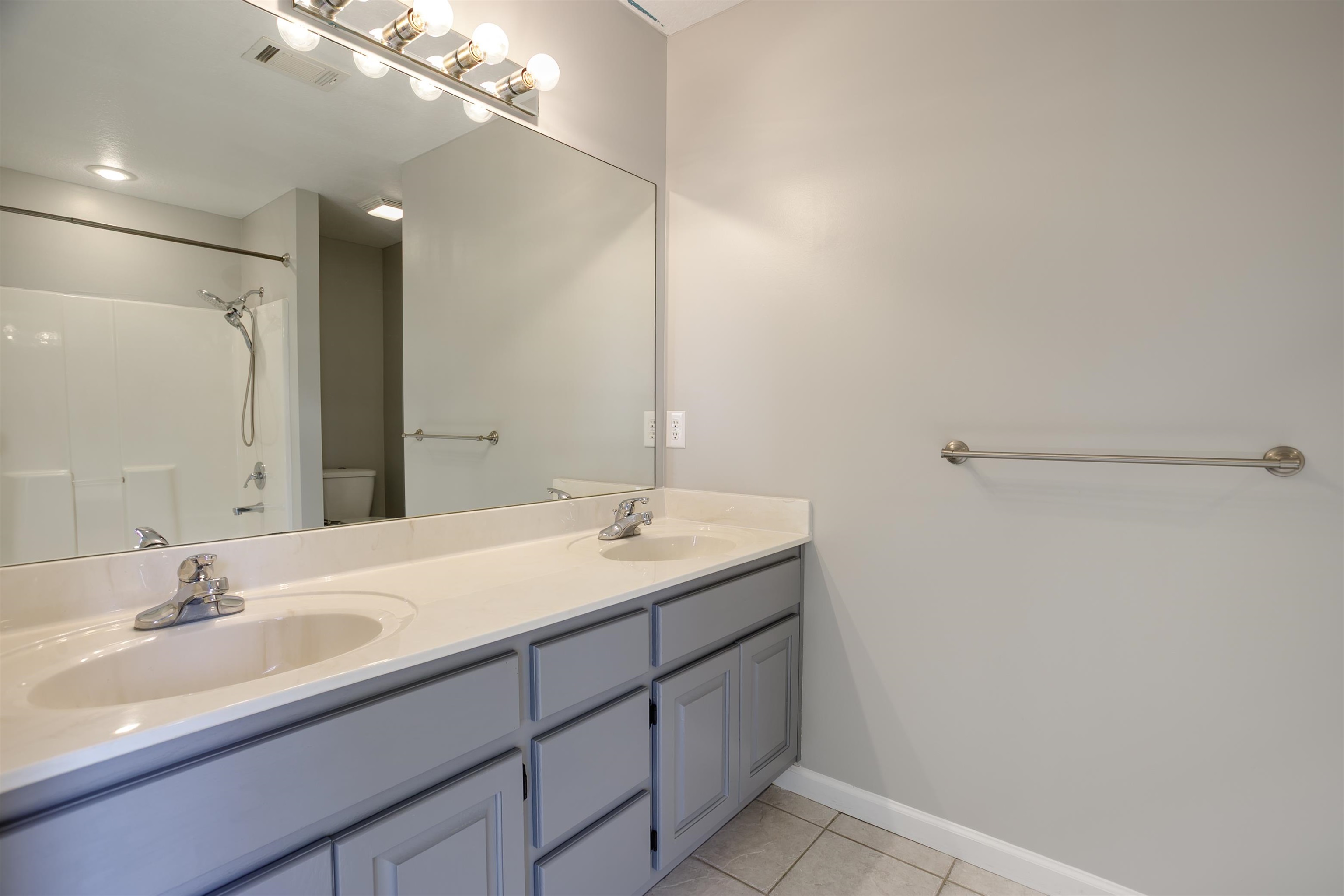 DEERBORN HILLS - Residential