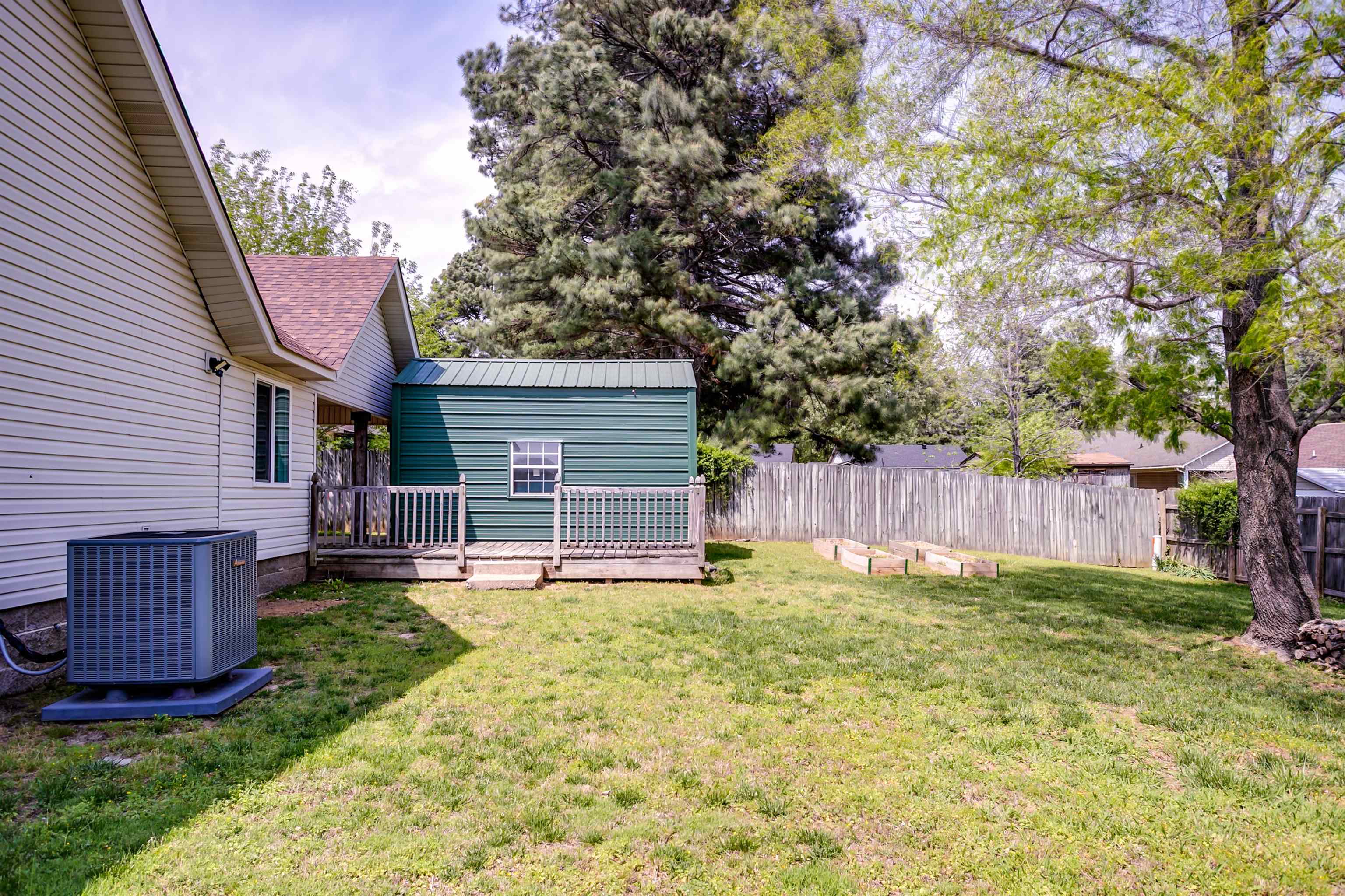 DEERBORN HILLS - Residential