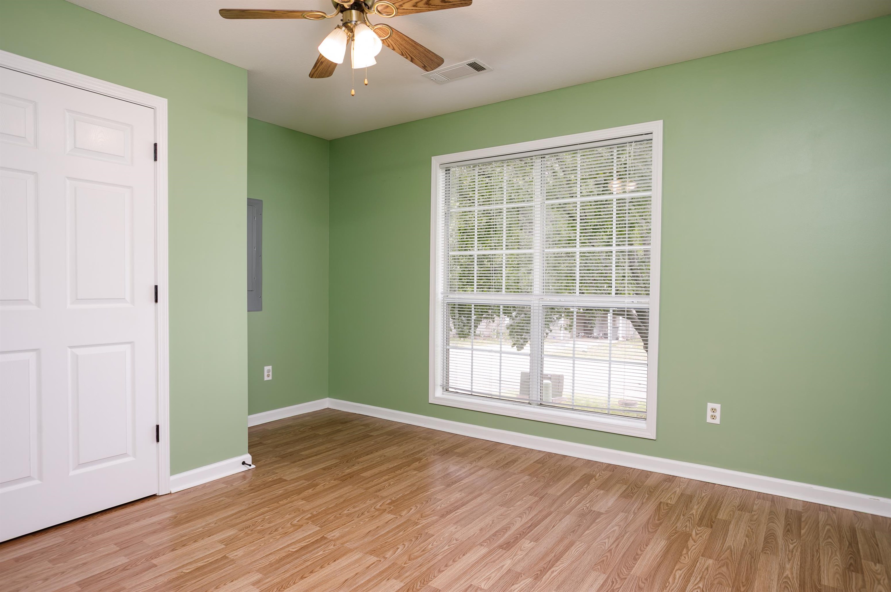 DEERBORN HILLS - Residential