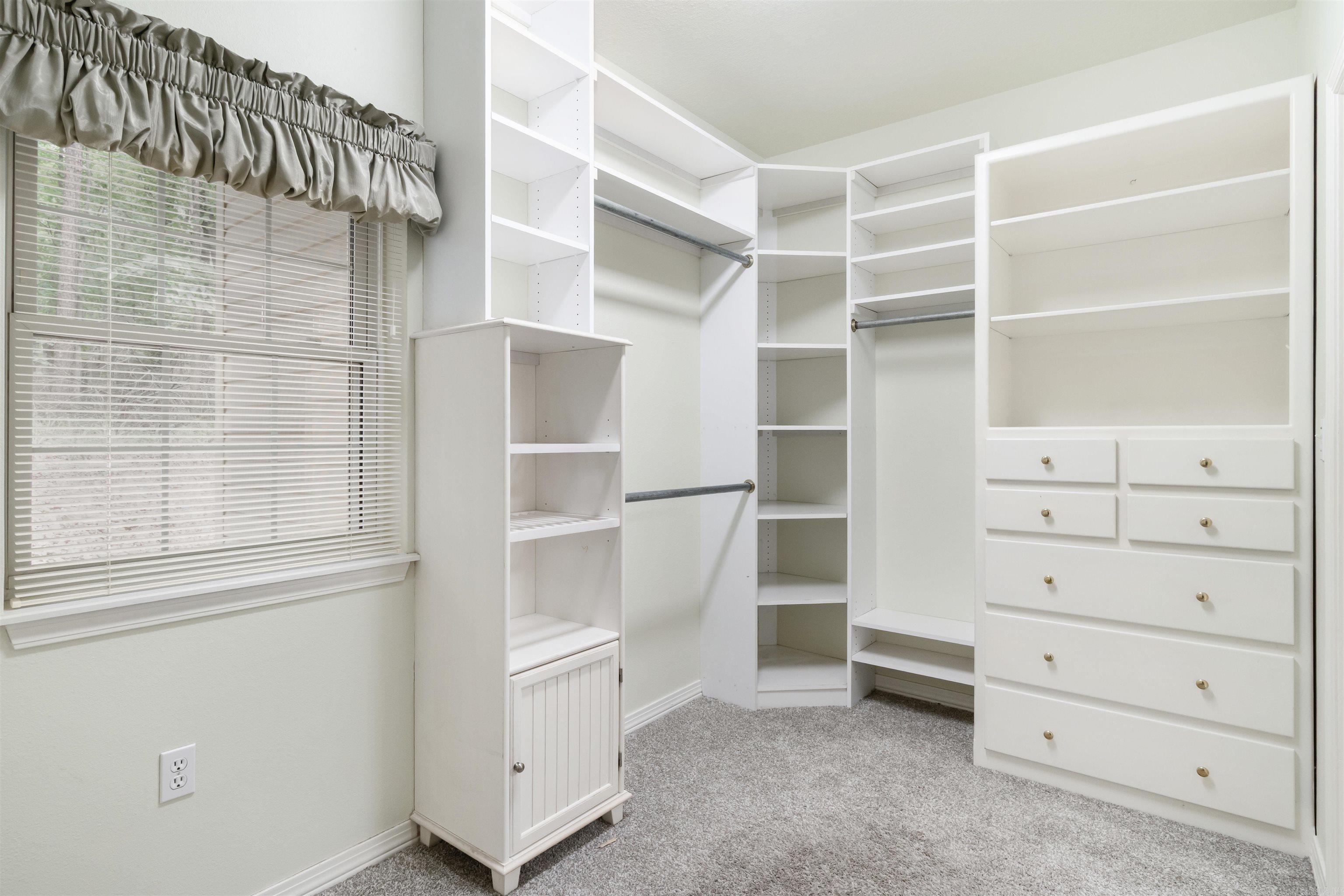 Delgado - Residential