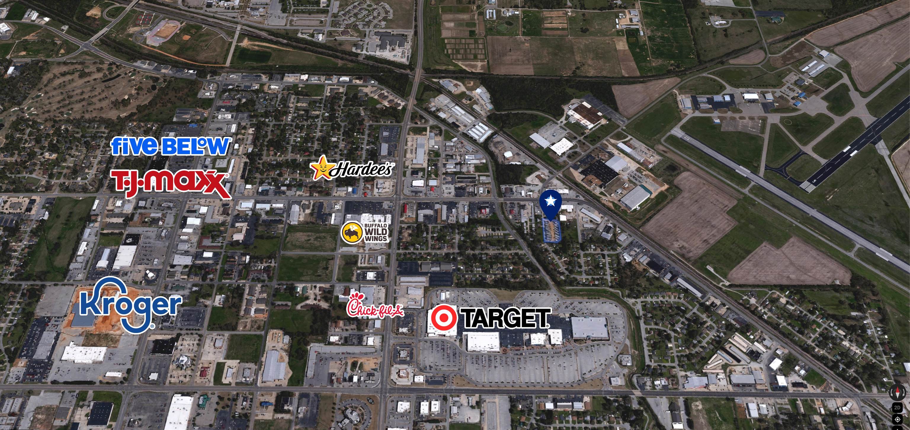 Main image without alt text