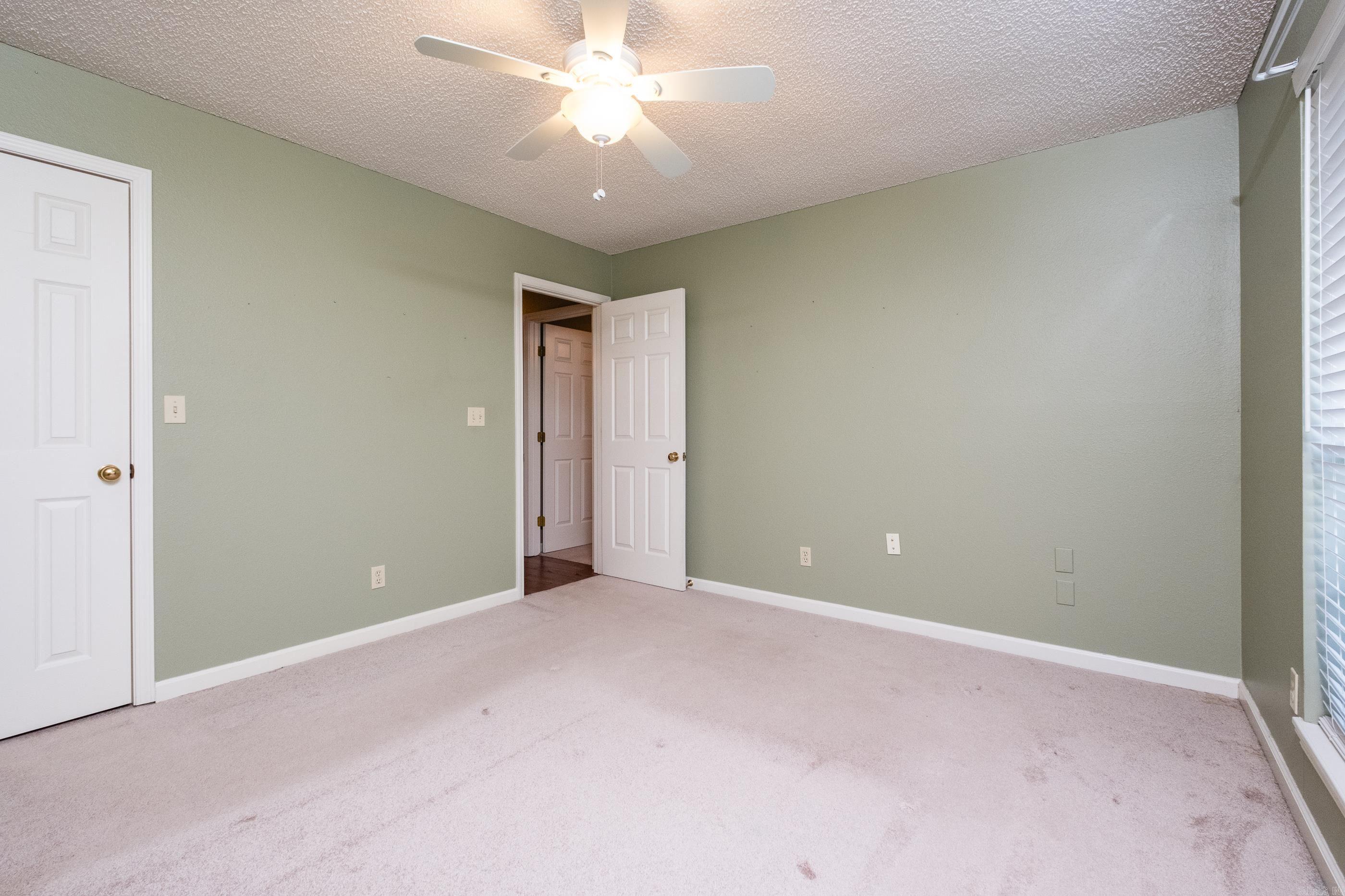 EDGEWATER ADDN - Residential