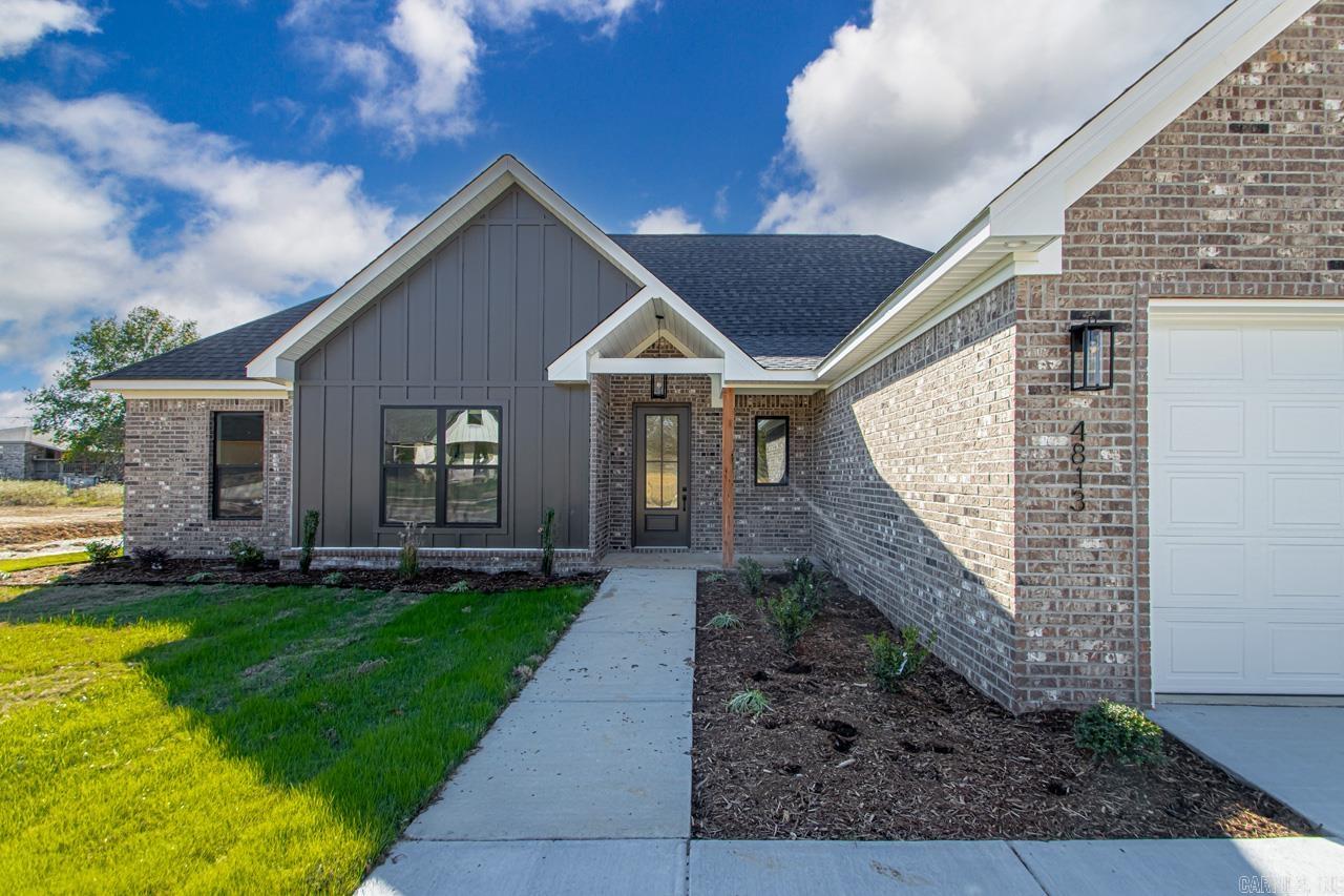 SARATOGA PLACE SUBDIVISION - Residential