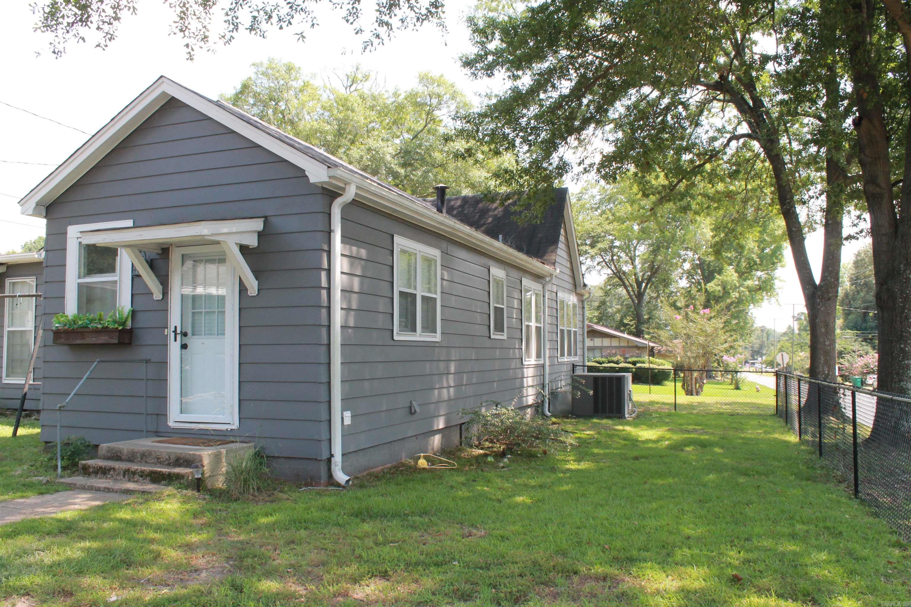 2ND WEST MAIN HEIGHTS - Residential