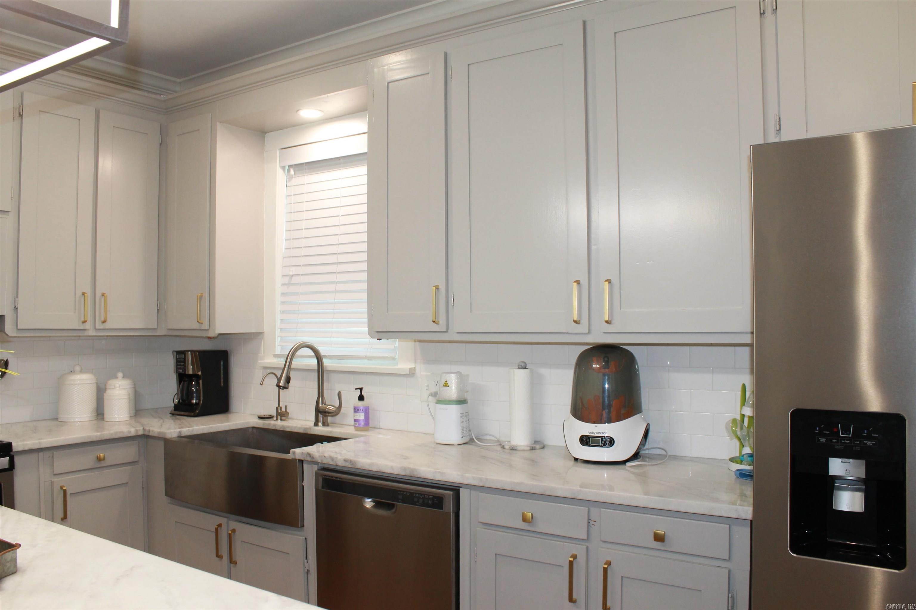 2ND WEST MAIN HEIGHTS - Residential