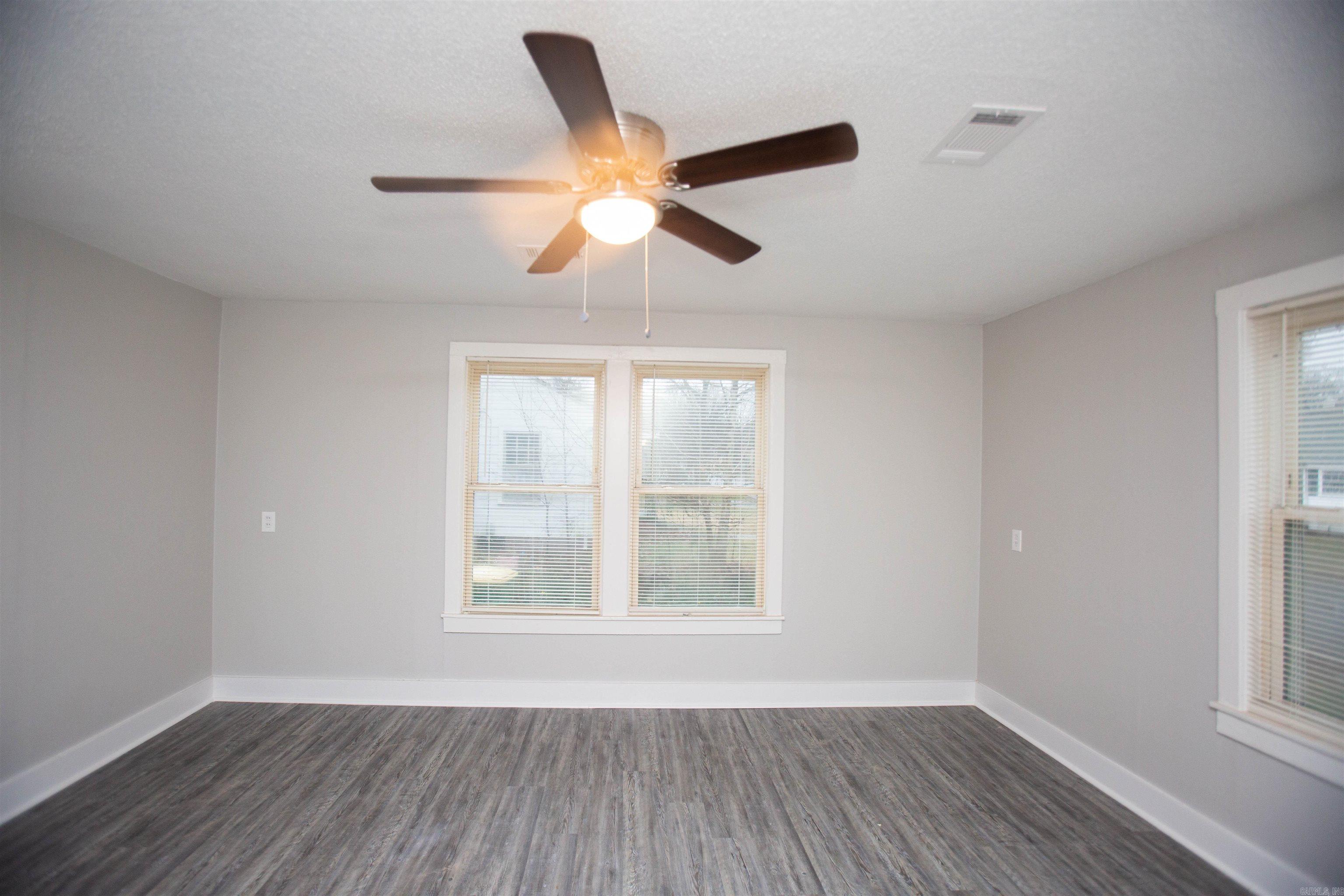 Missouri Pacific - Residential Lease