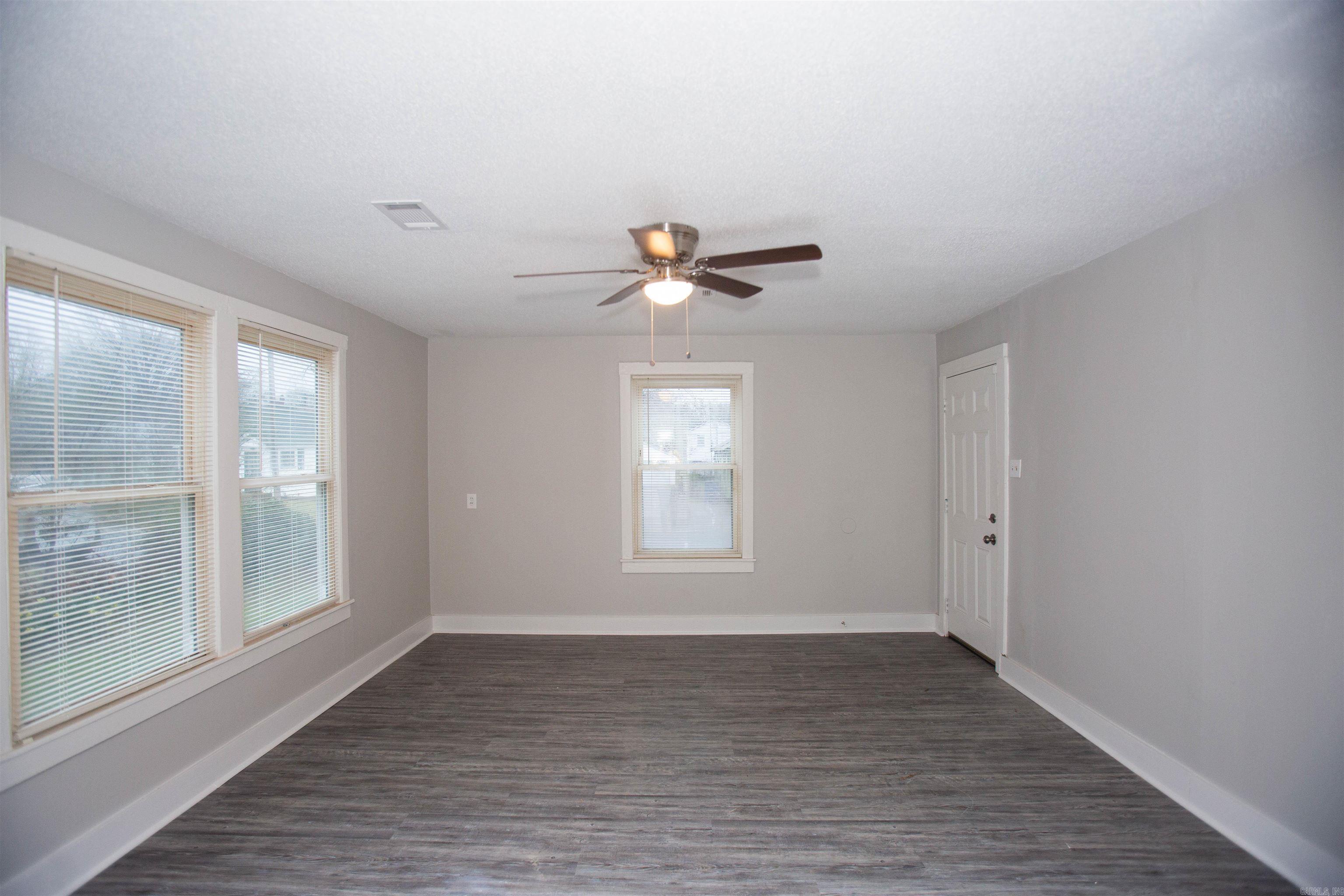 Missouri Pacific - Residential Lease