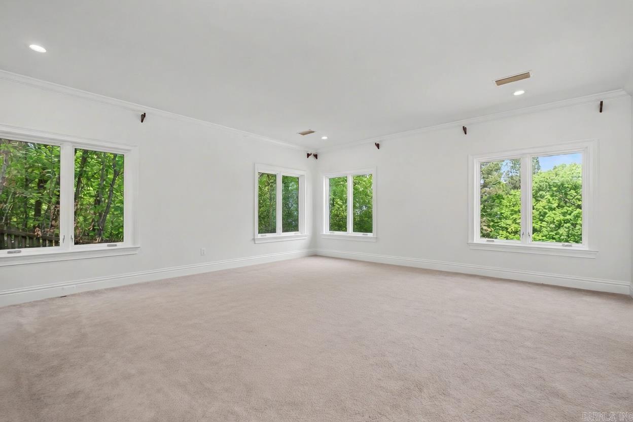 OVERLOOK PARK - Residential