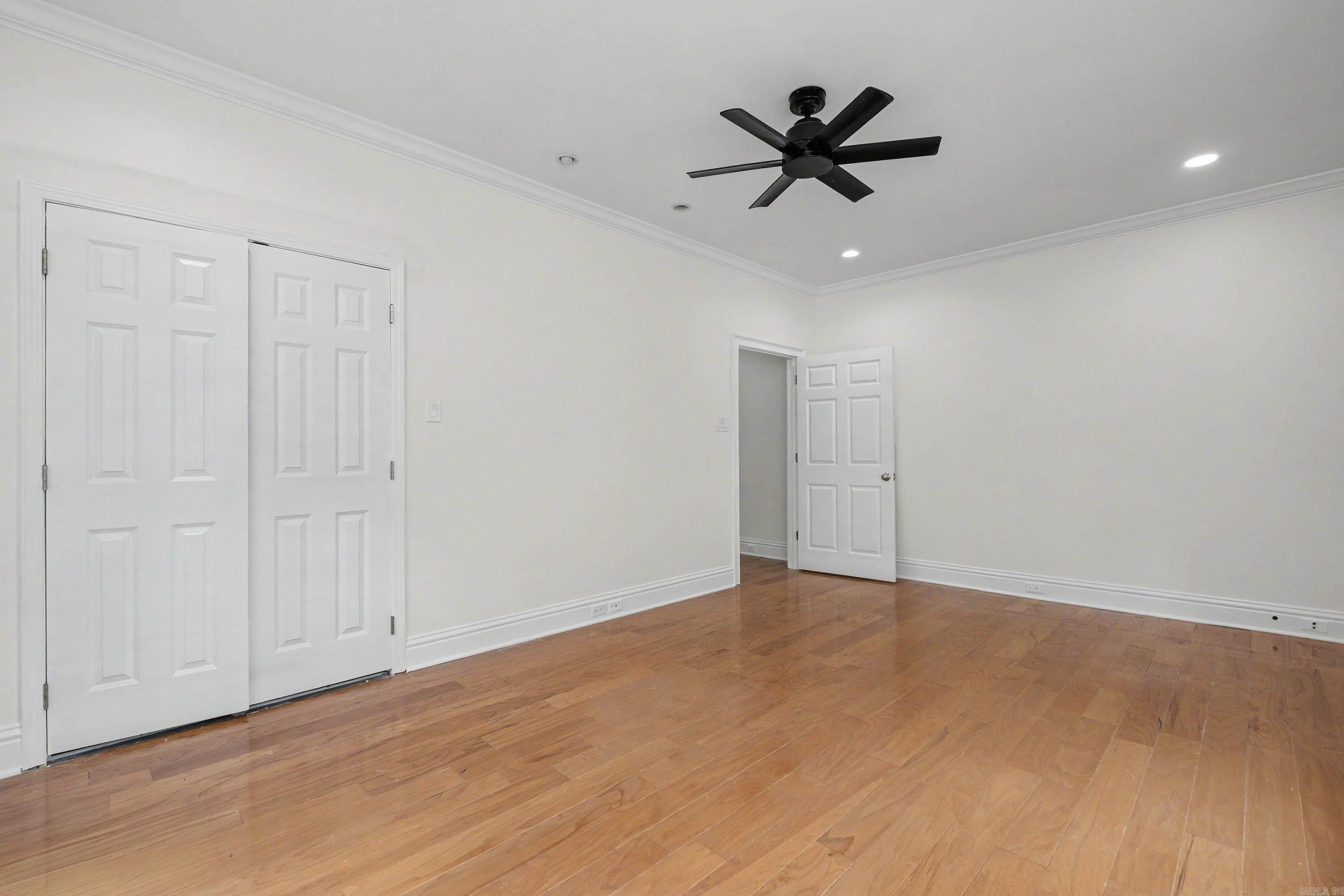 OVERLOOK PARK - Residential