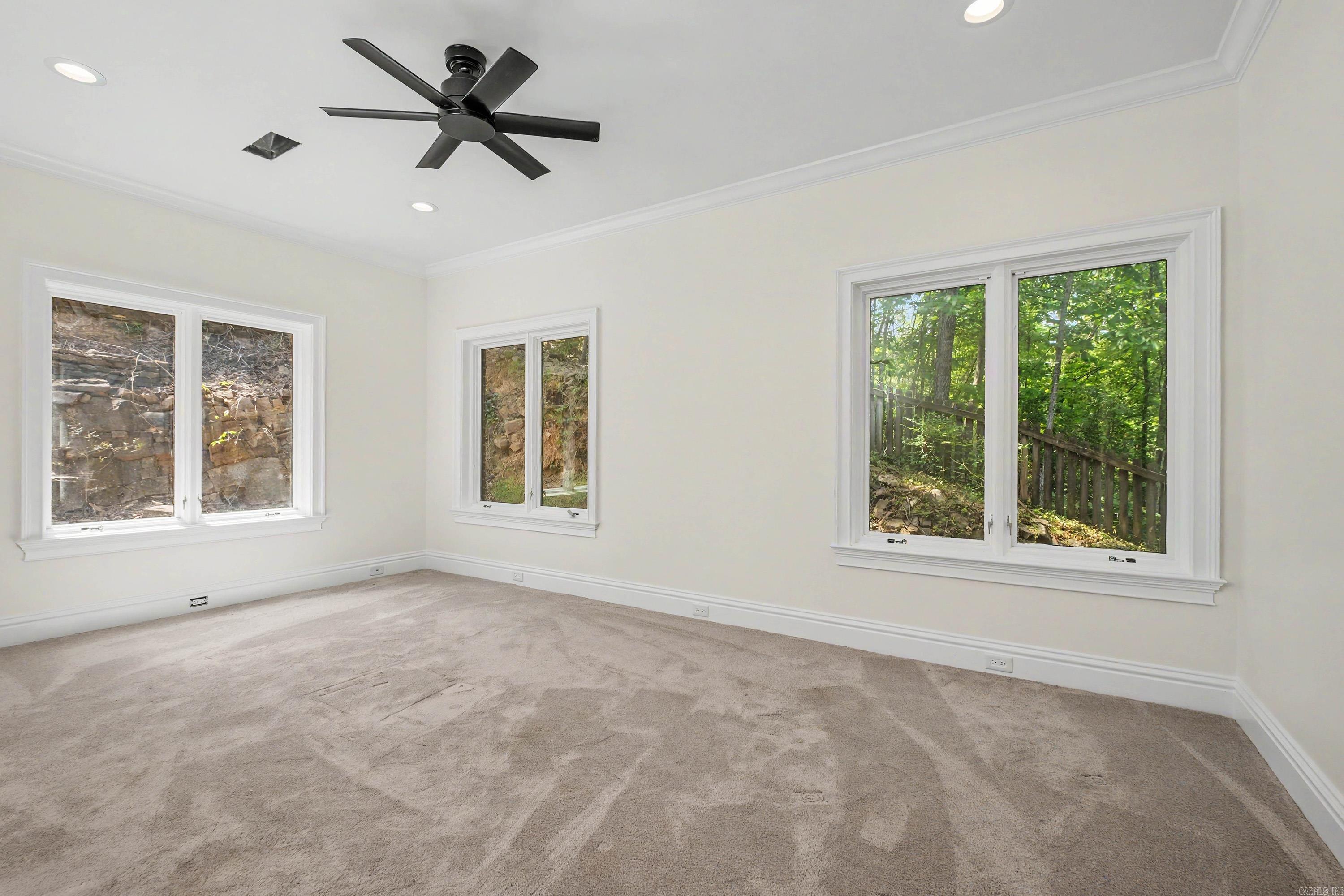 OVERLOOK PARK - Residential