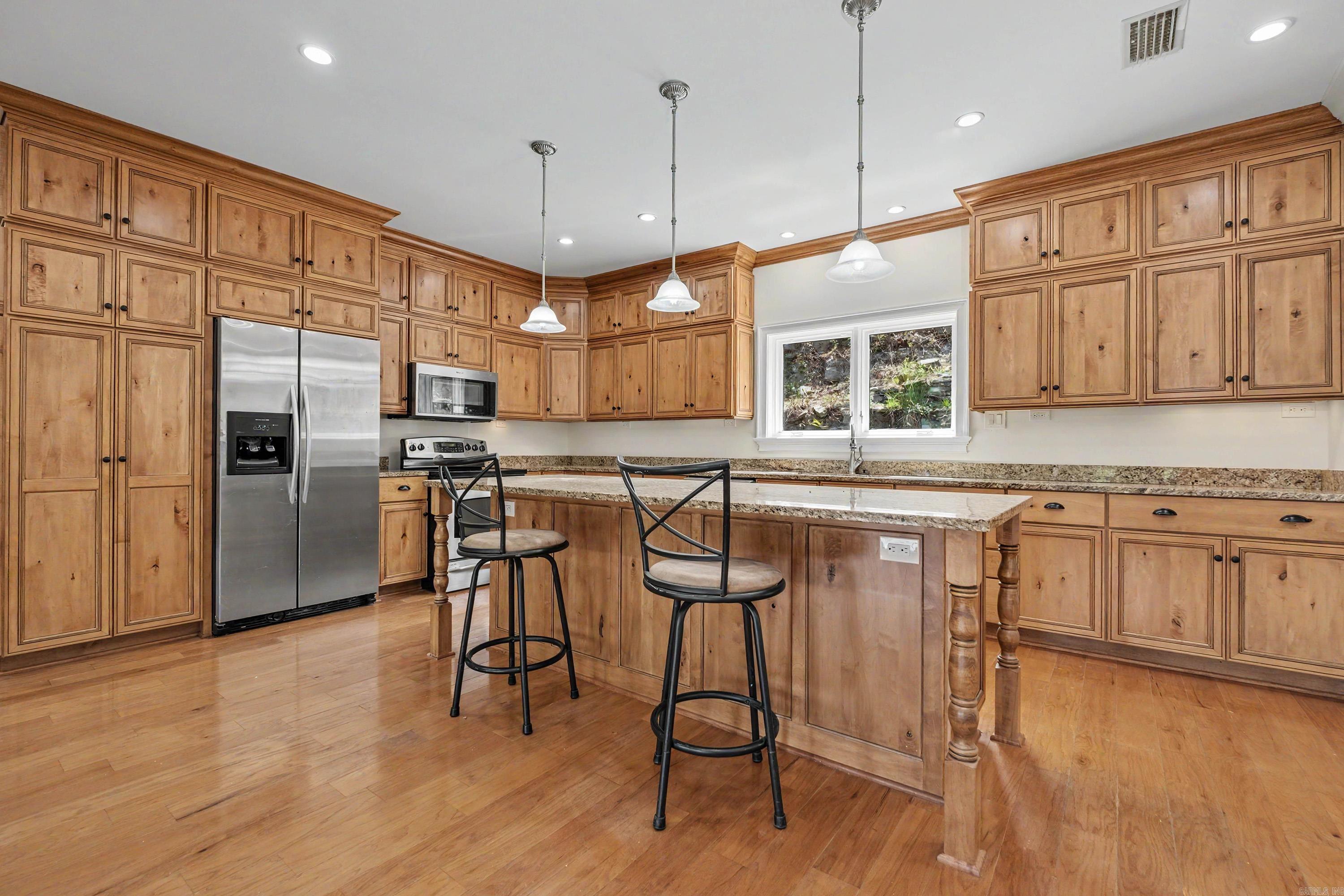 OVERLOOK PARK - Residential