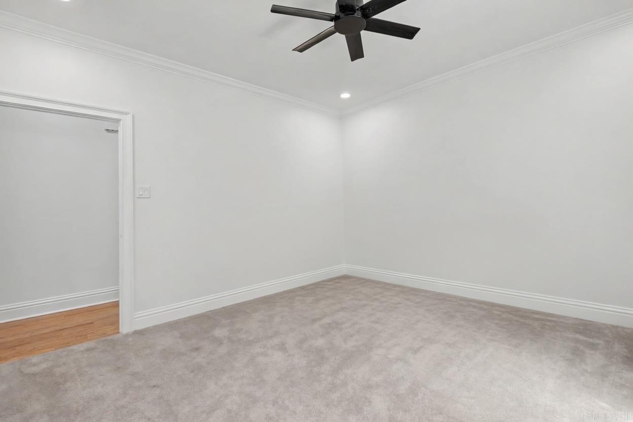 OVERLOOK PARK - Residential