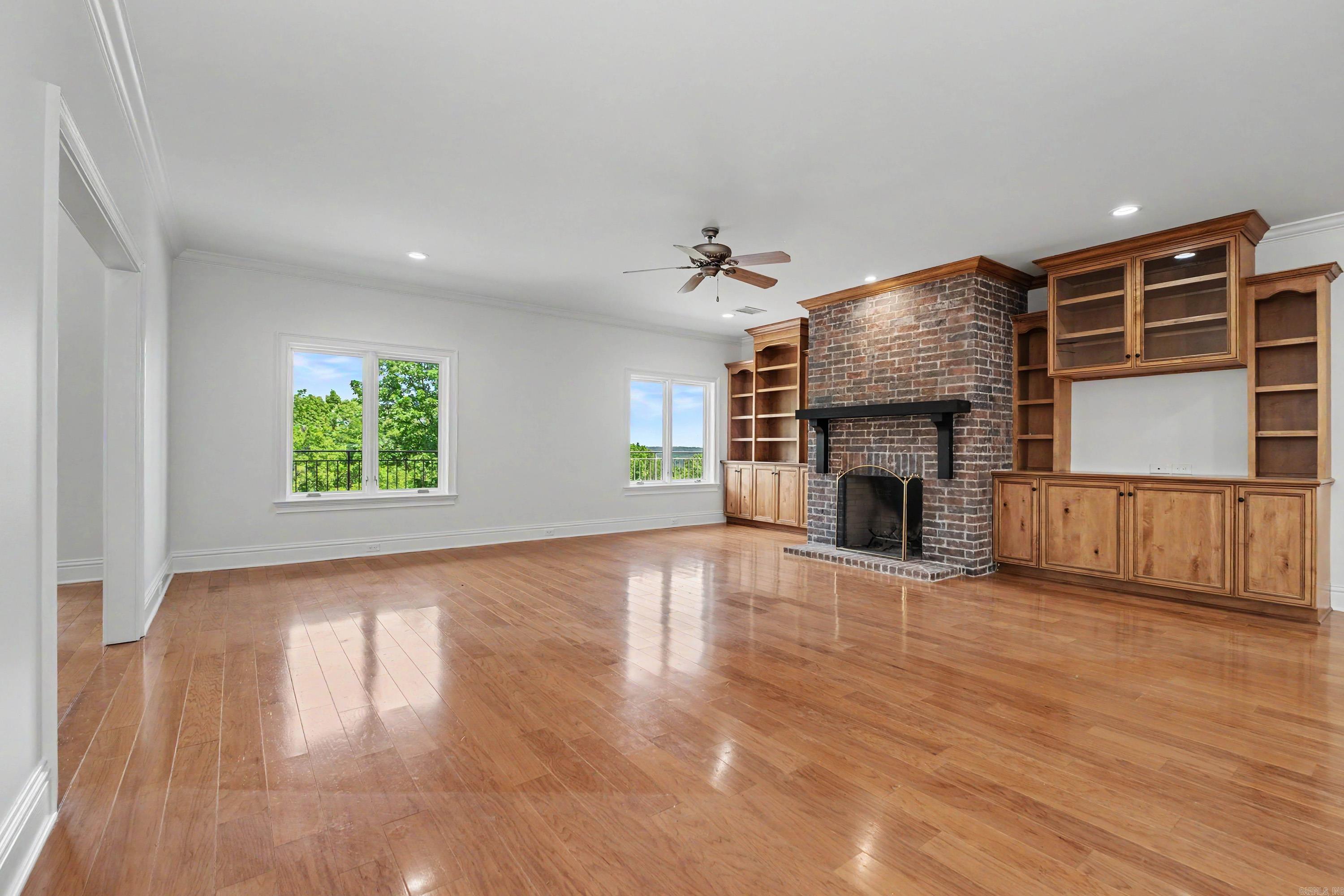 OVERLOOK PARK - Residential