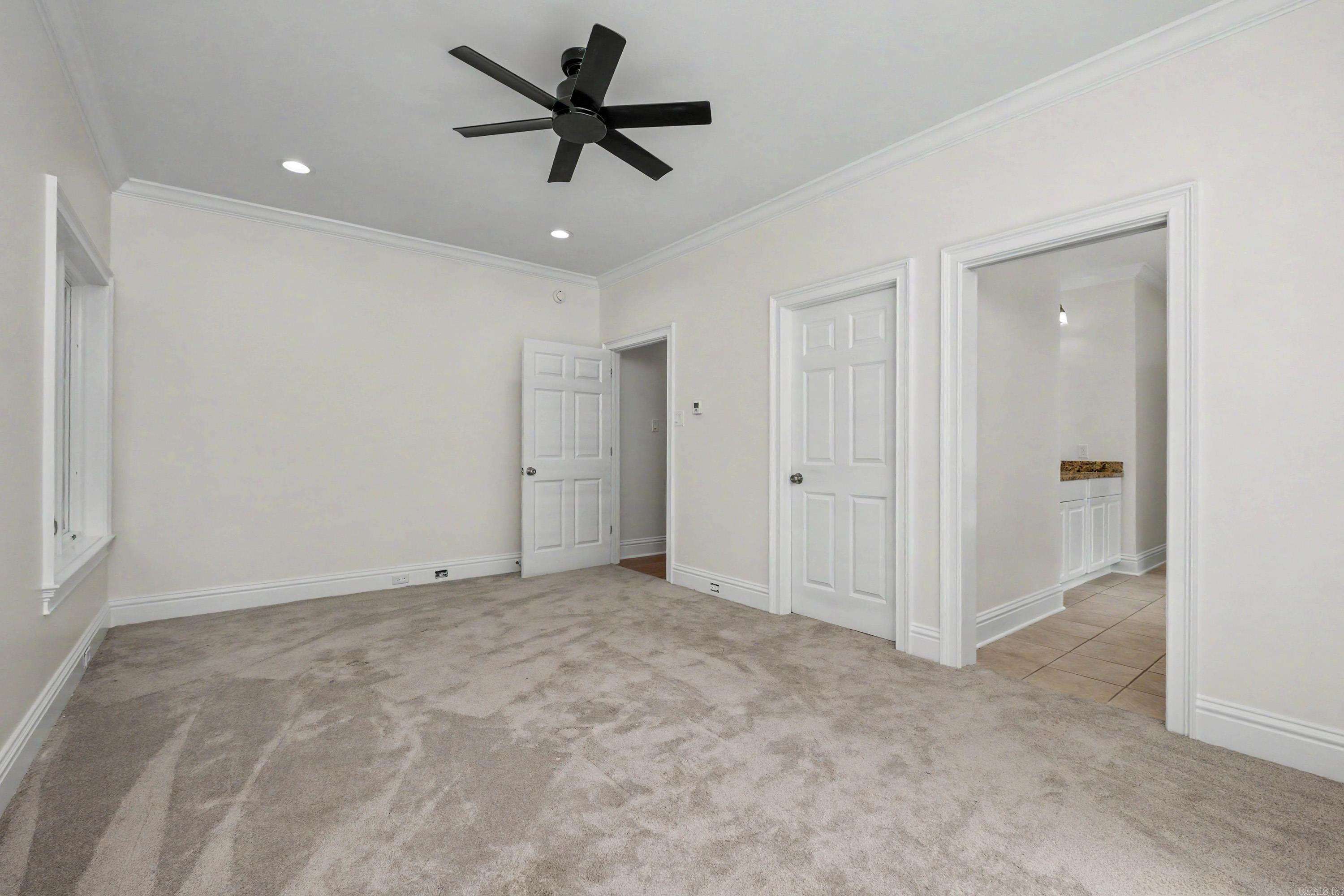 OVERLOOK PARK - Residential