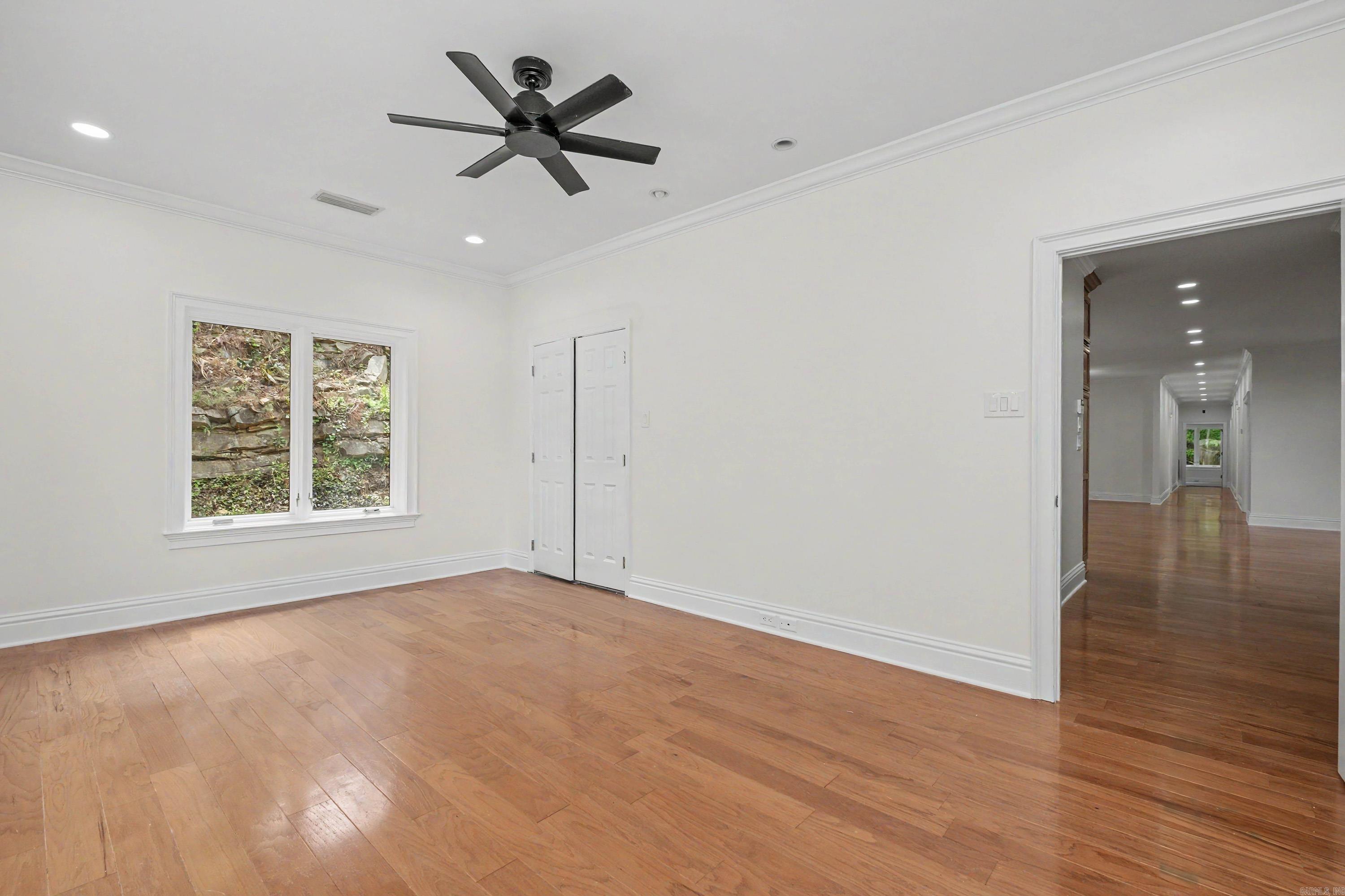 OVERLOOK PARK - Residential