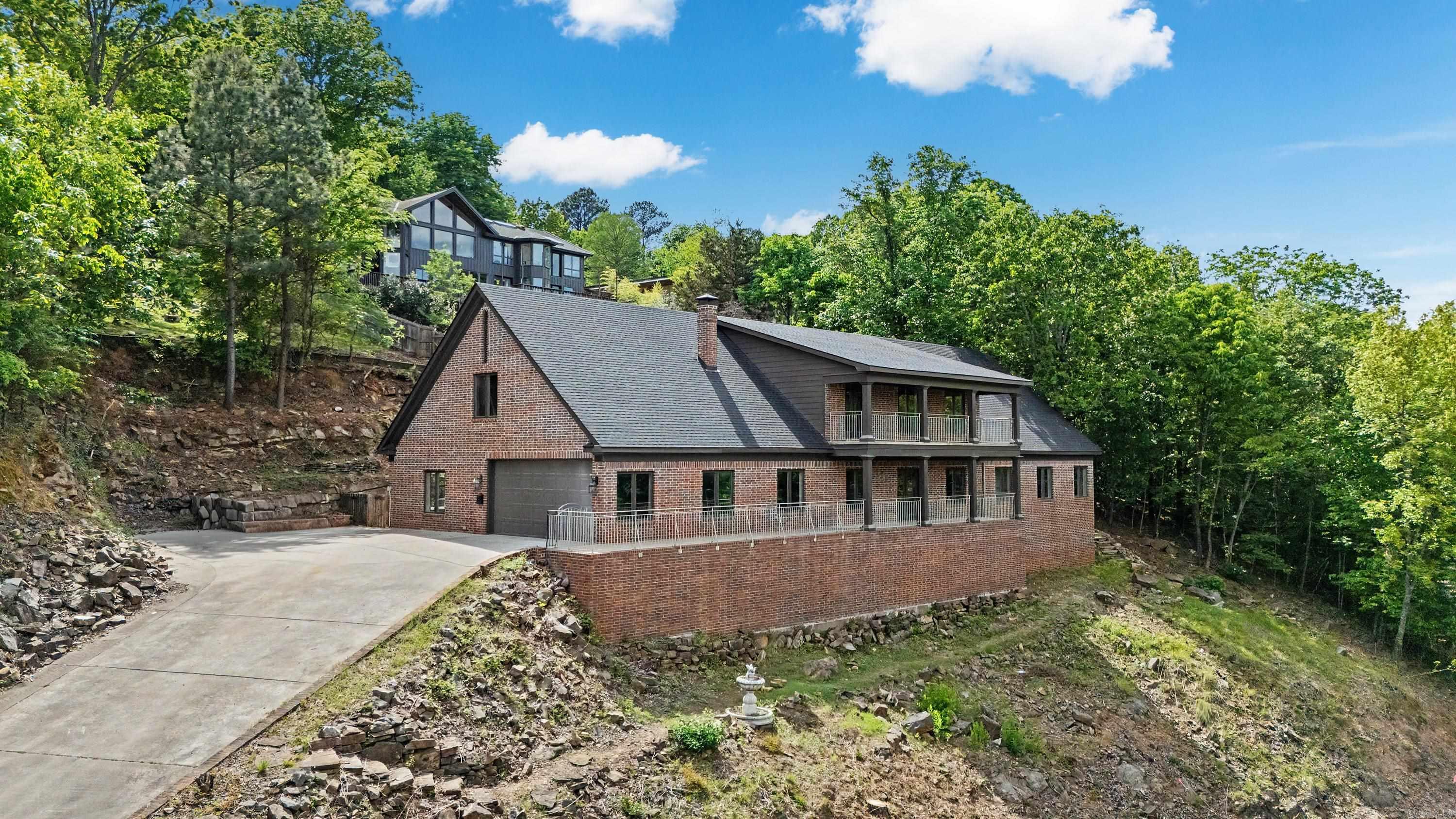 OVERLOOK PARK - Residential