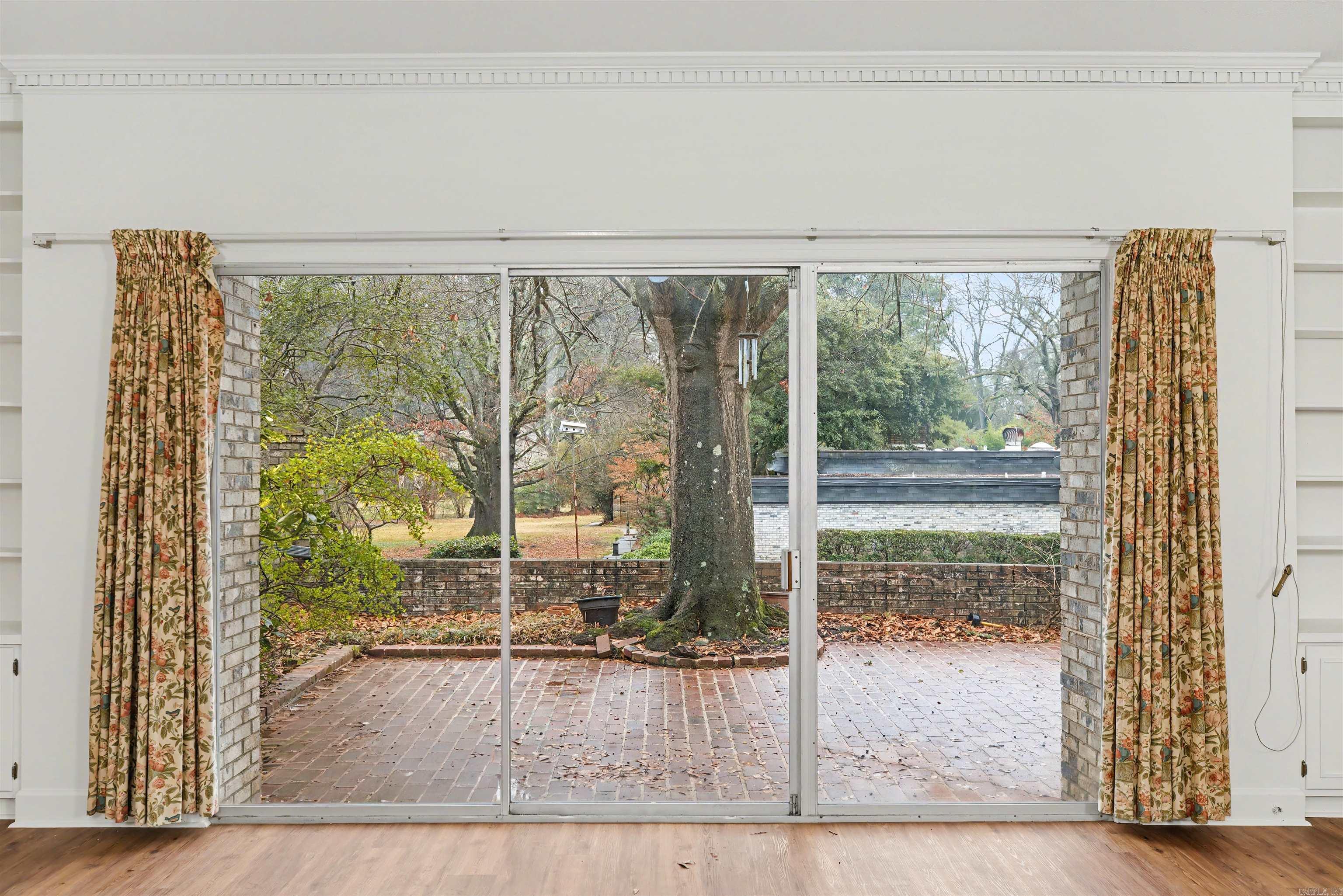 WESTRIDGE HORZ PROP REGIME - Residential